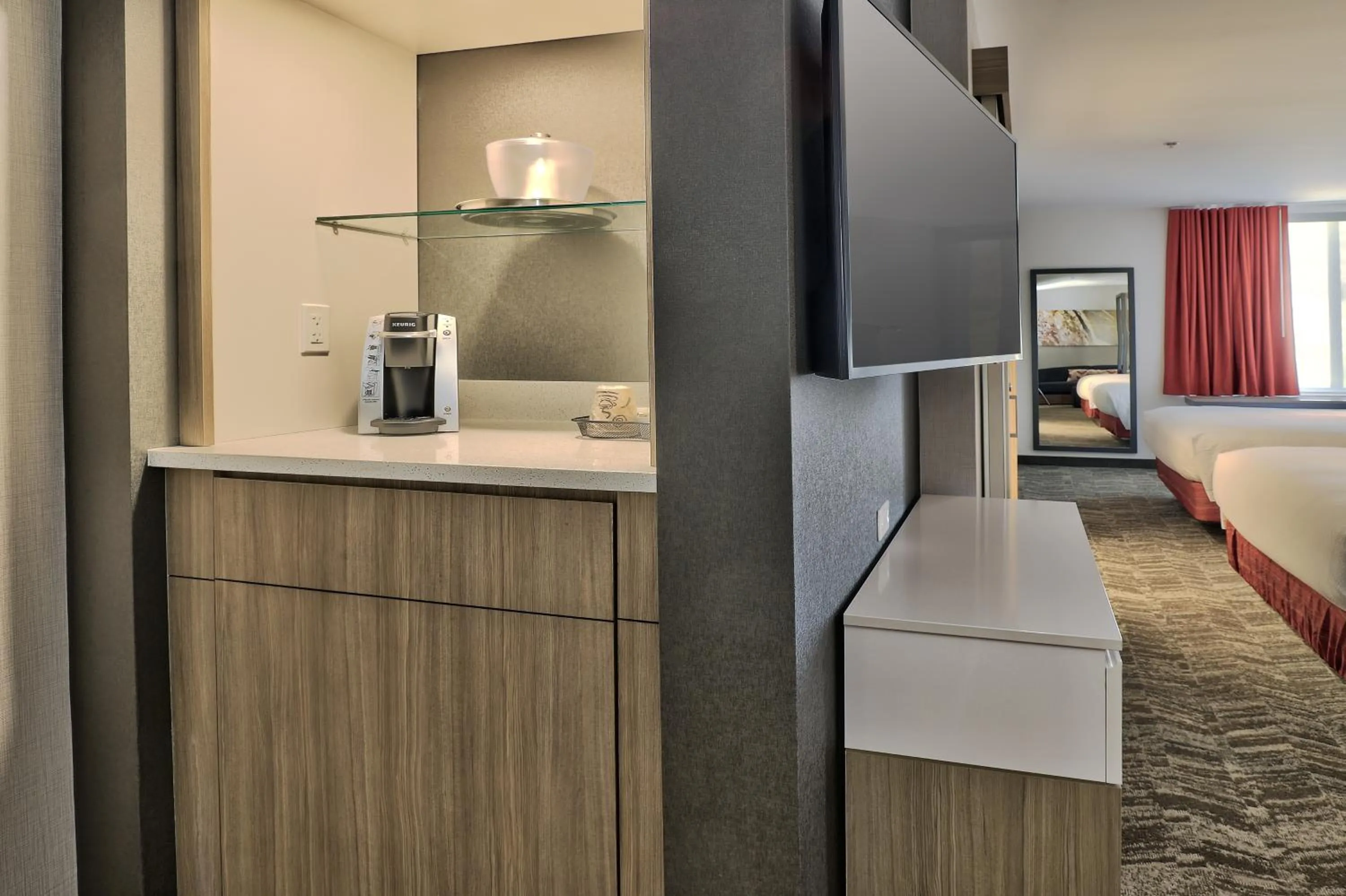 Kitchen or kitchenette, Bed in SpringHill Suites Durango