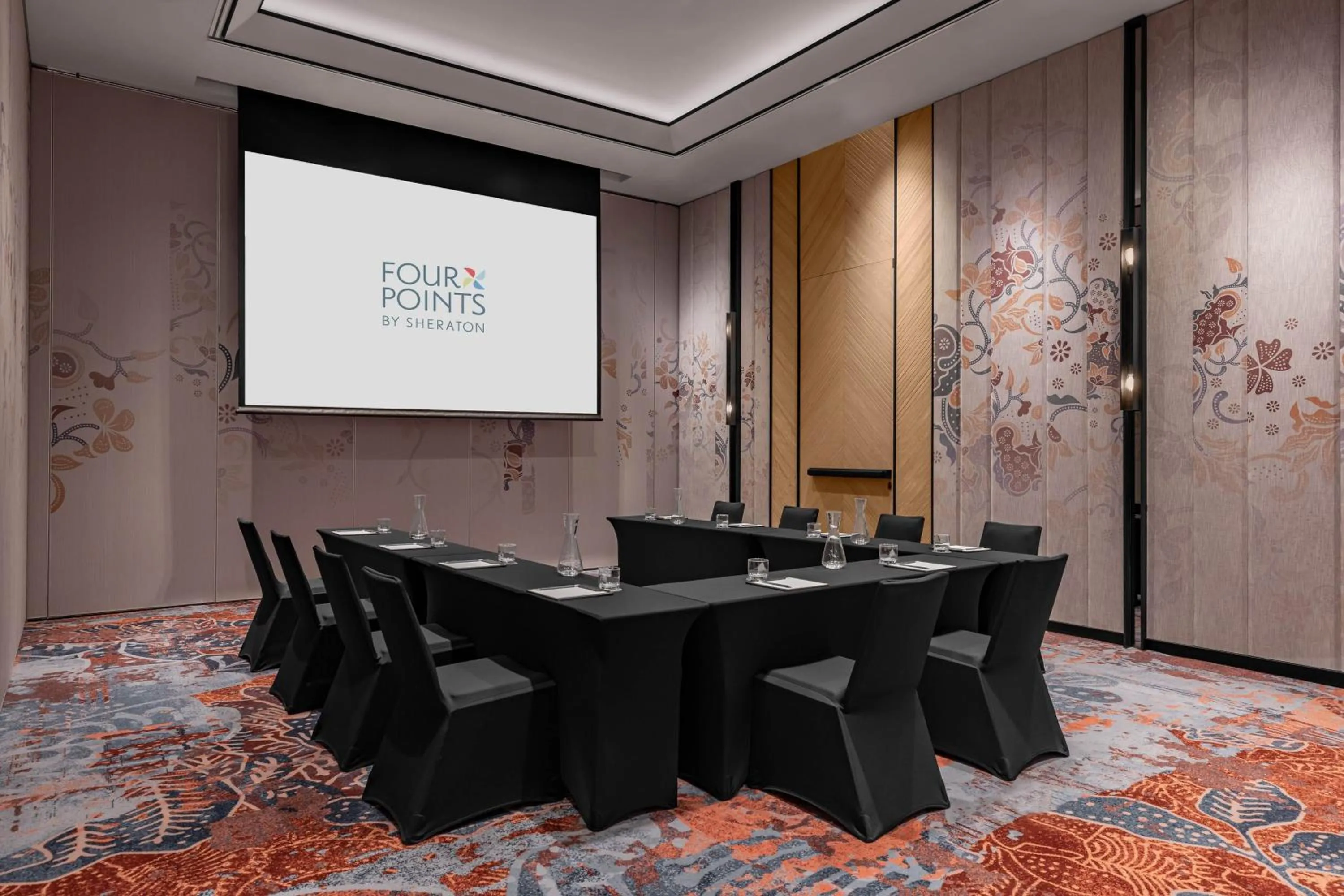 Meeting/conference room in Four Points by Sheraton Phuket Patong Beach Resort