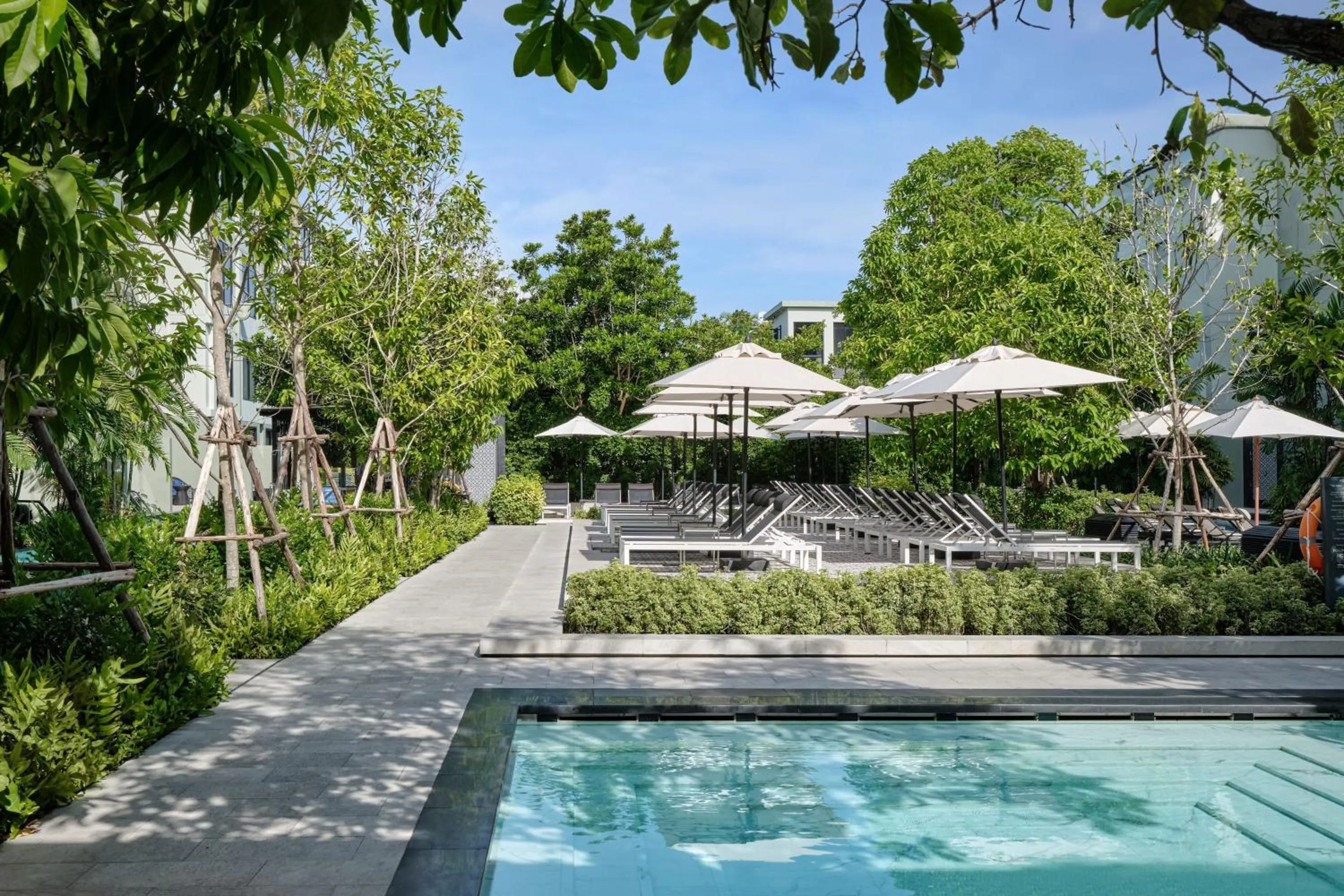 Swimming pool in Four Points by Sheraton Phuket Patong Beach Resort