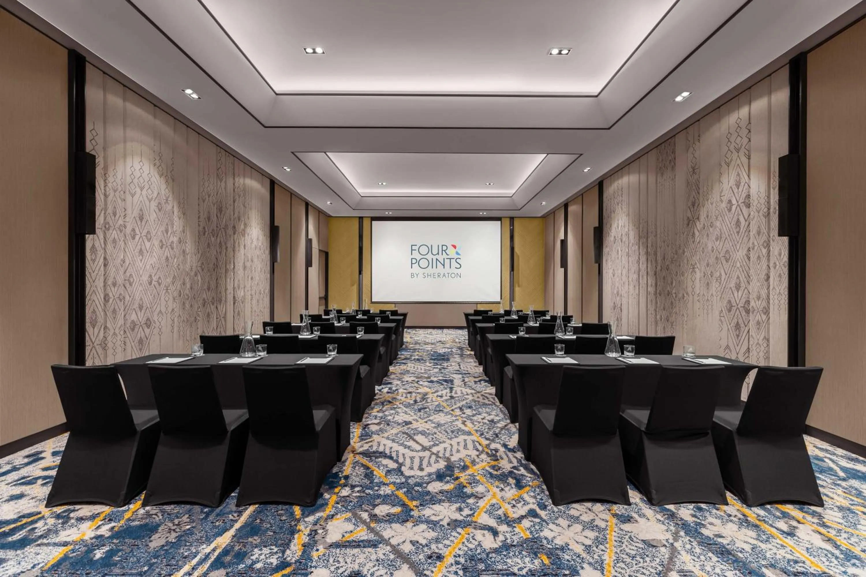 Meeting/conference room in Four Points by Sheraton Phuket Patong Beach Resort