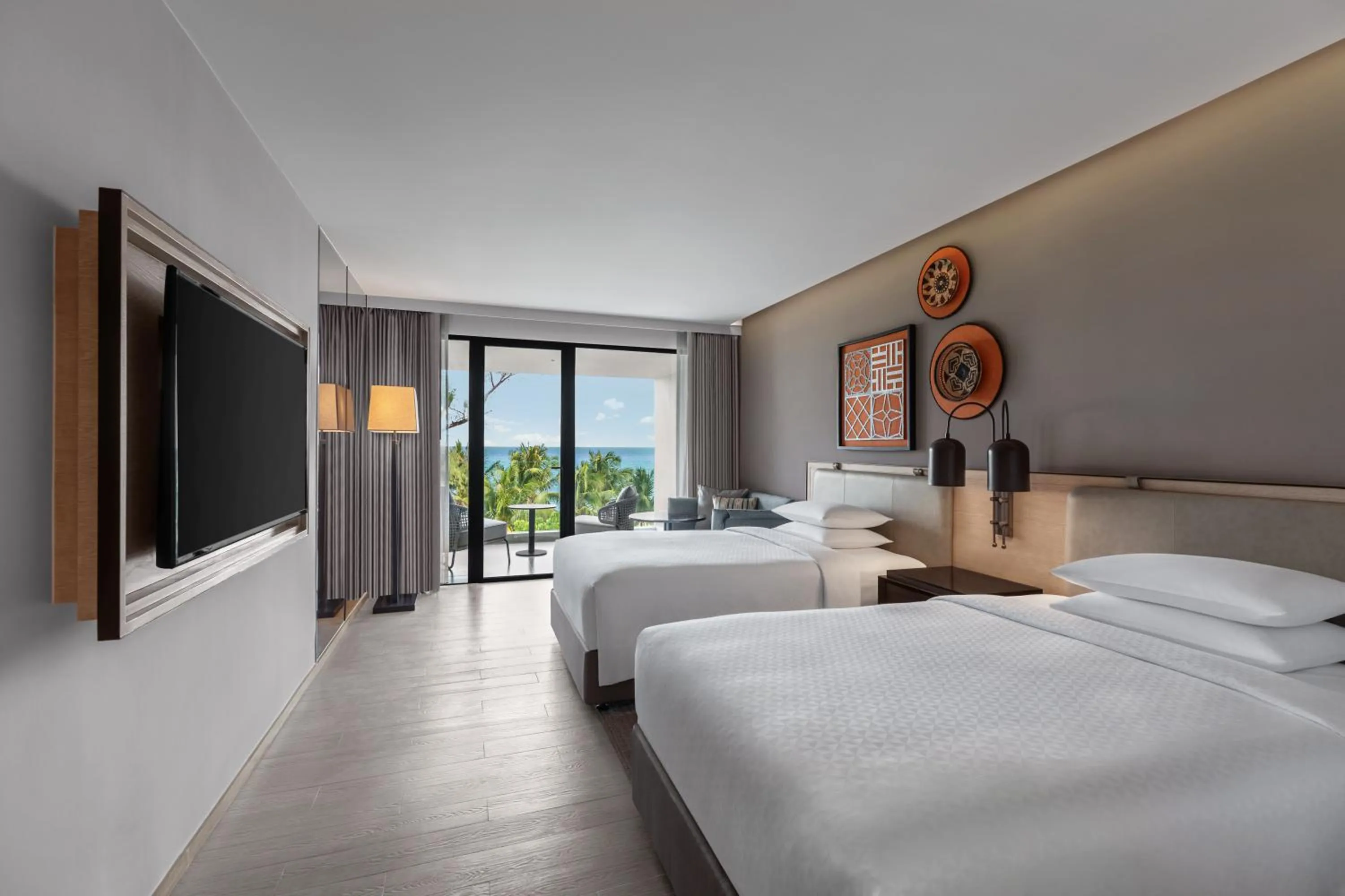 Bedroom, Bed in Four Points by Sheraton Phuket Patong Beach Resort
