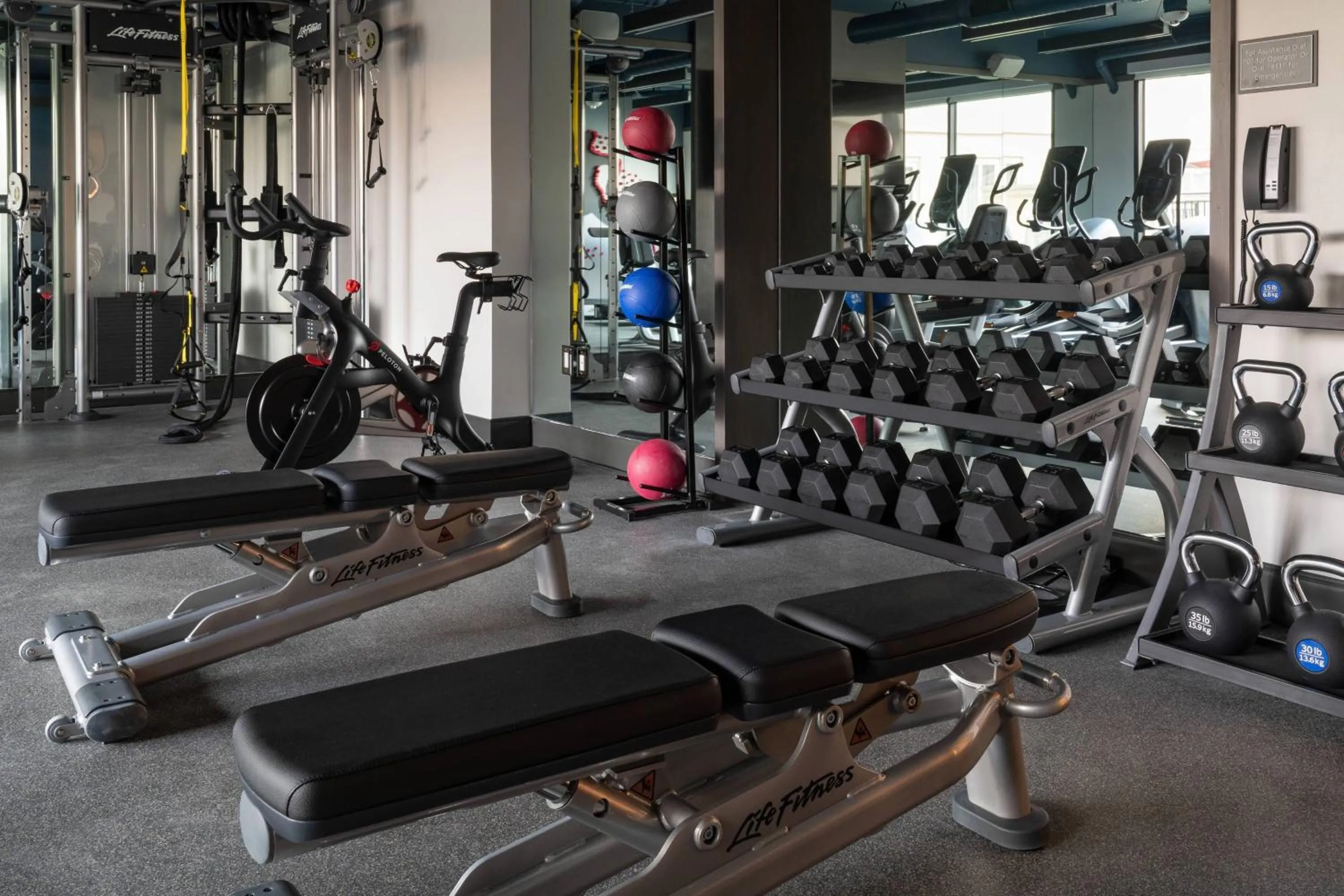 Fitness centre/facilities in Residence Inn Los Angeles Glendale