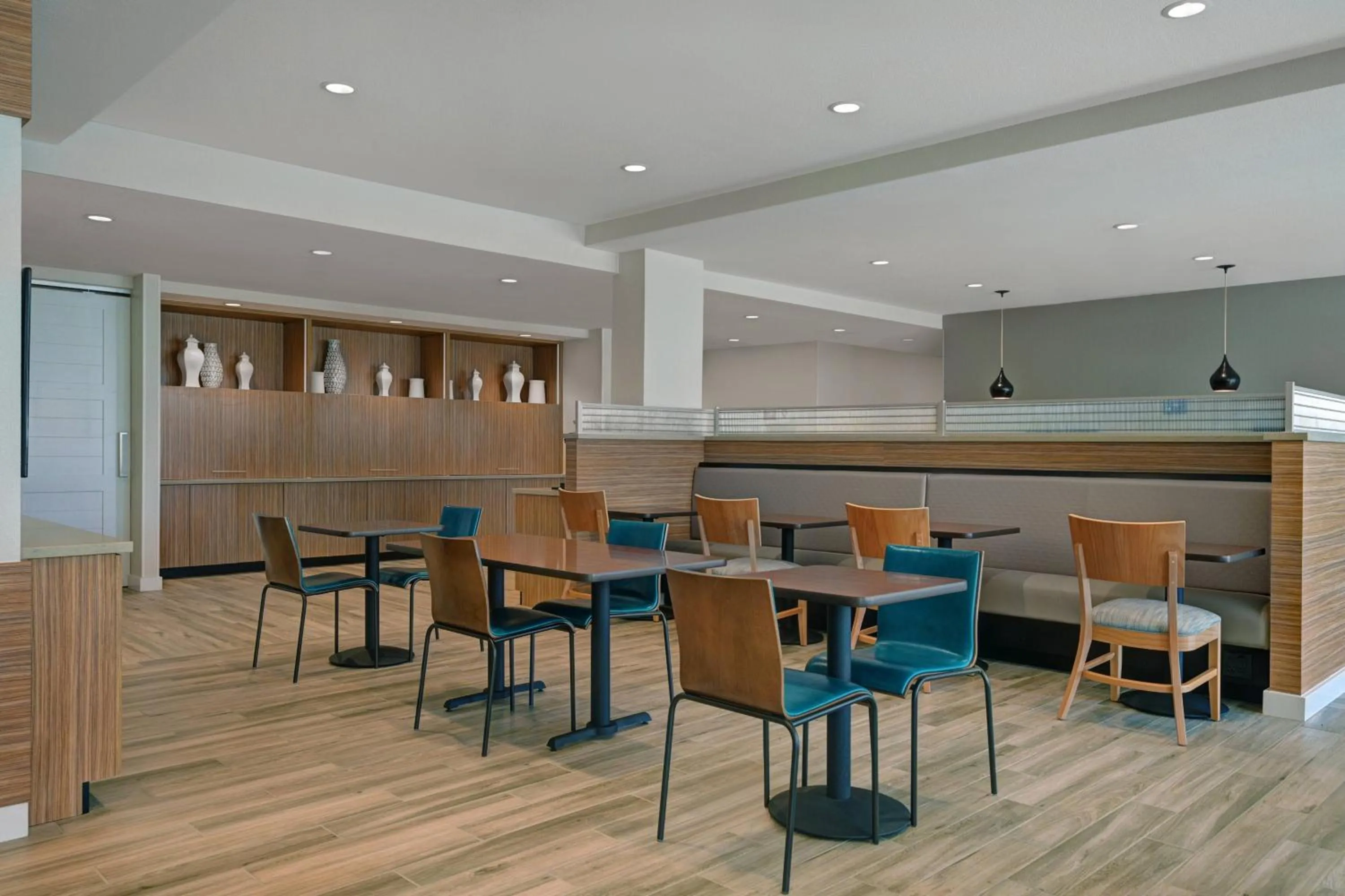 Breakfast in TownePlace Suites Sacramento Airport Natomas