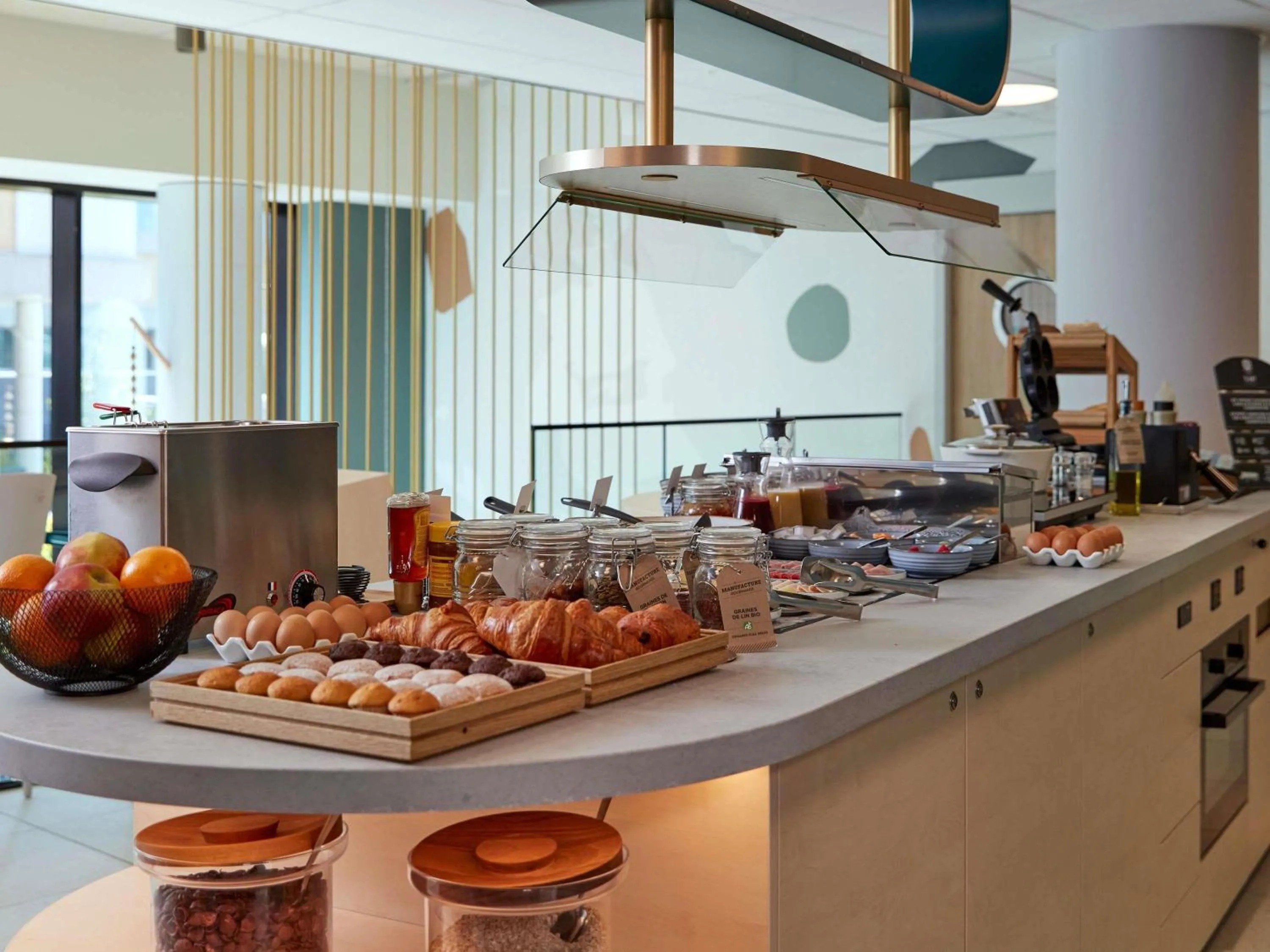 Breakfast in Adagio access Brussels Delta