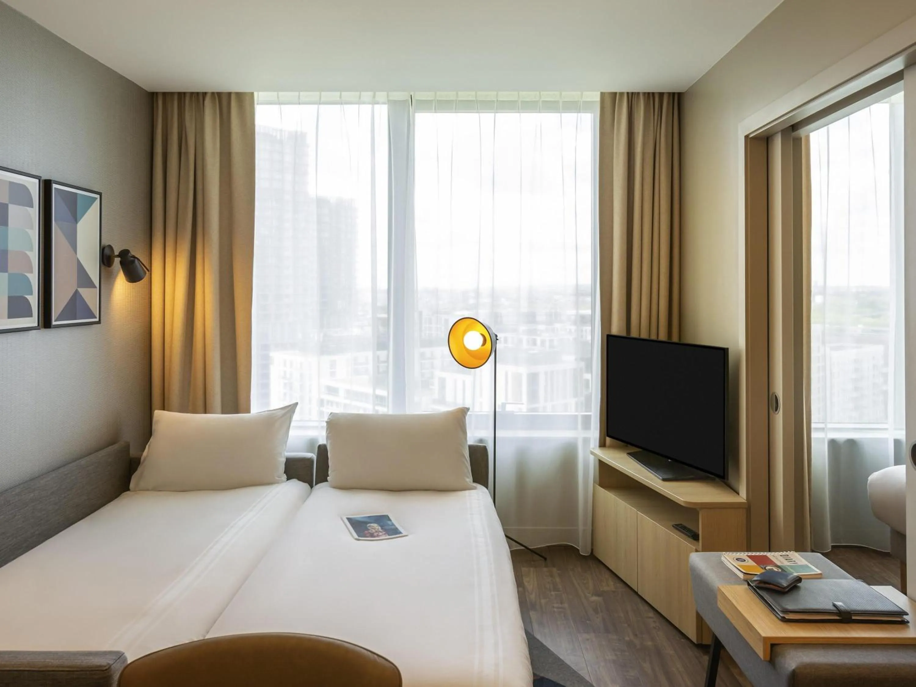 Bedroom, Bed in Aparthotel Adagio London Stratford