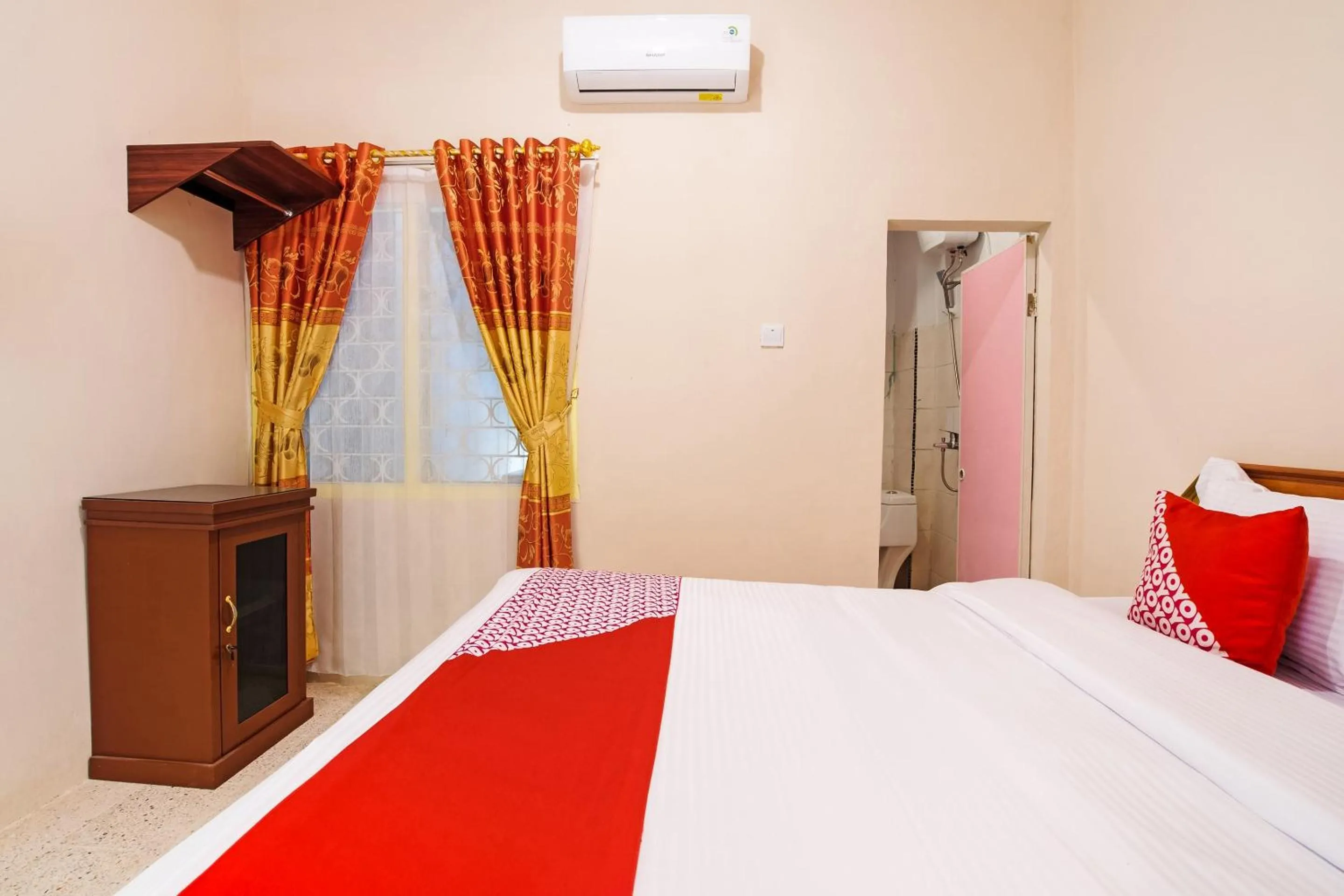 Bedroom in Hotel O Lansano Residence Syariah