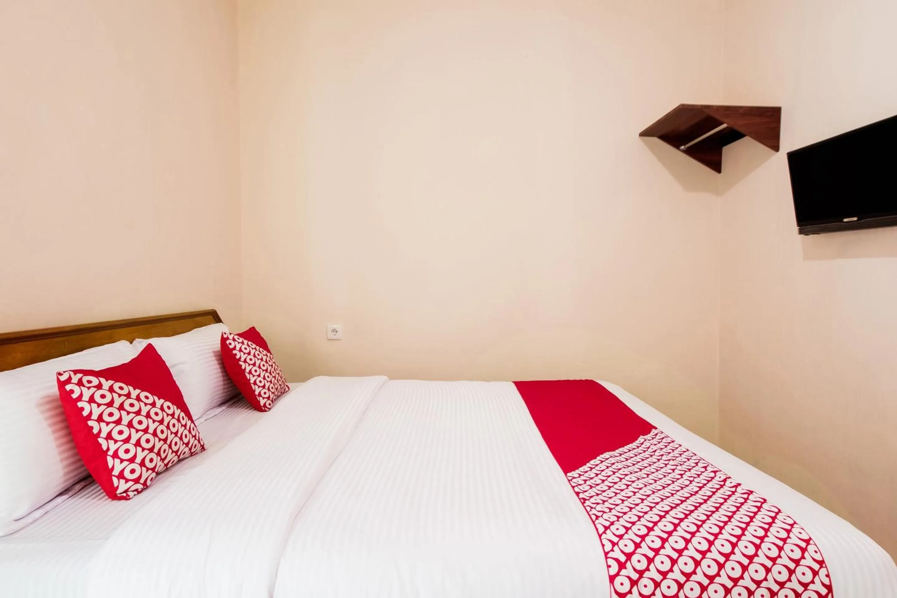 Bedroom in Hotel O Lansano Residence Syariah