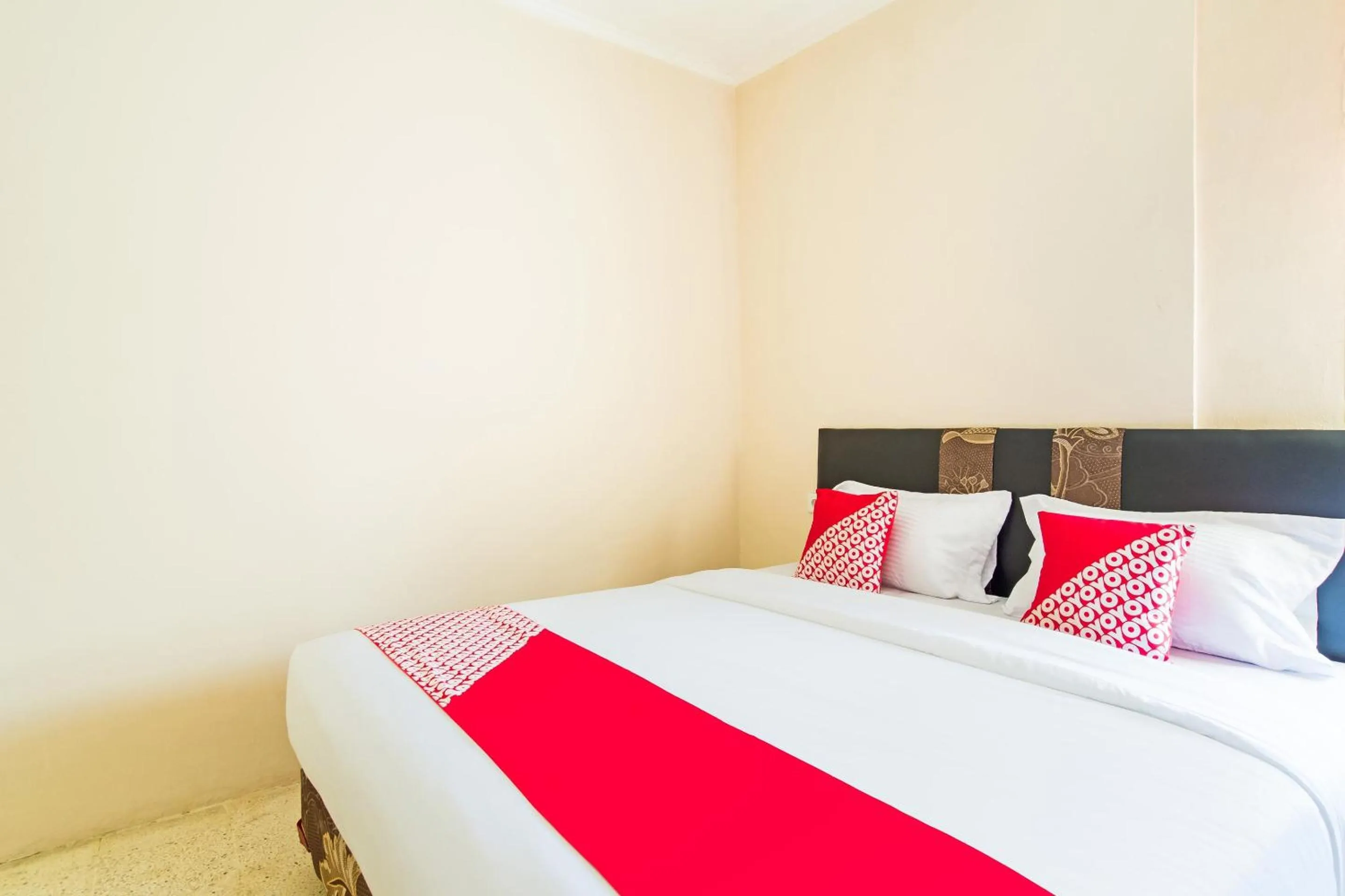 Bedroom in Hotel O Lansano Residence Syariah