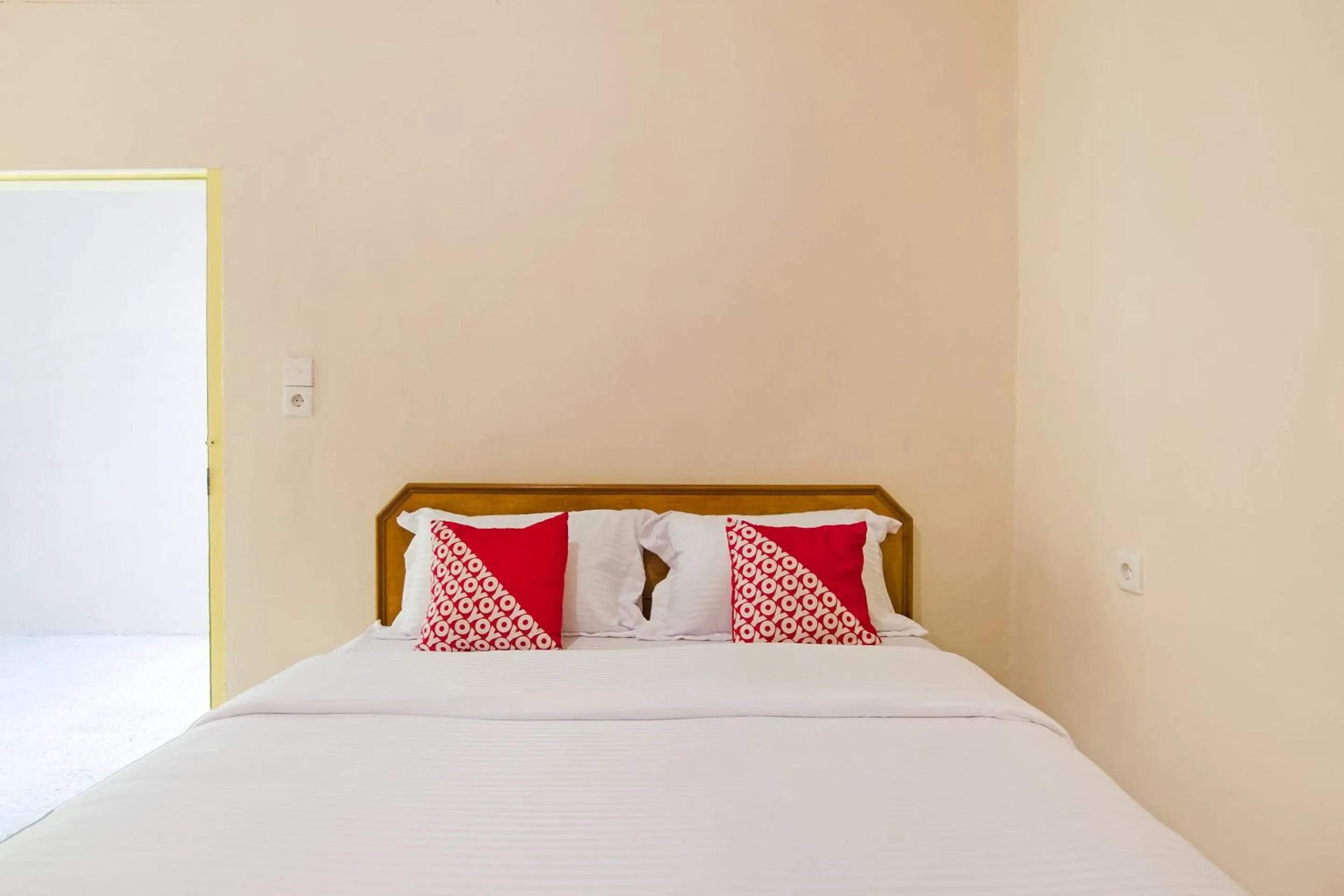 Bedroom in Hotel O Lansano Residence Syariah