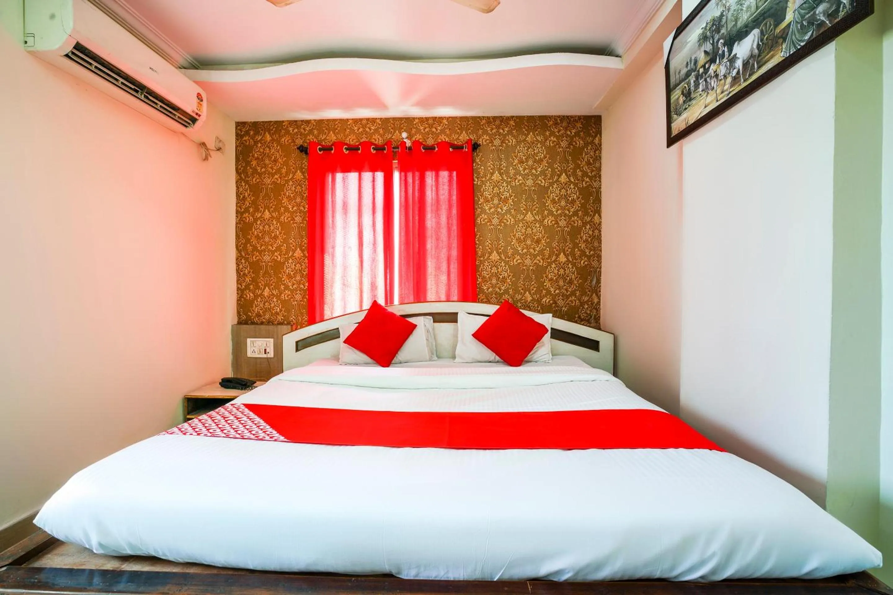 Bedroom, Bed in SPOT ON Hotel Hyderabad Continental