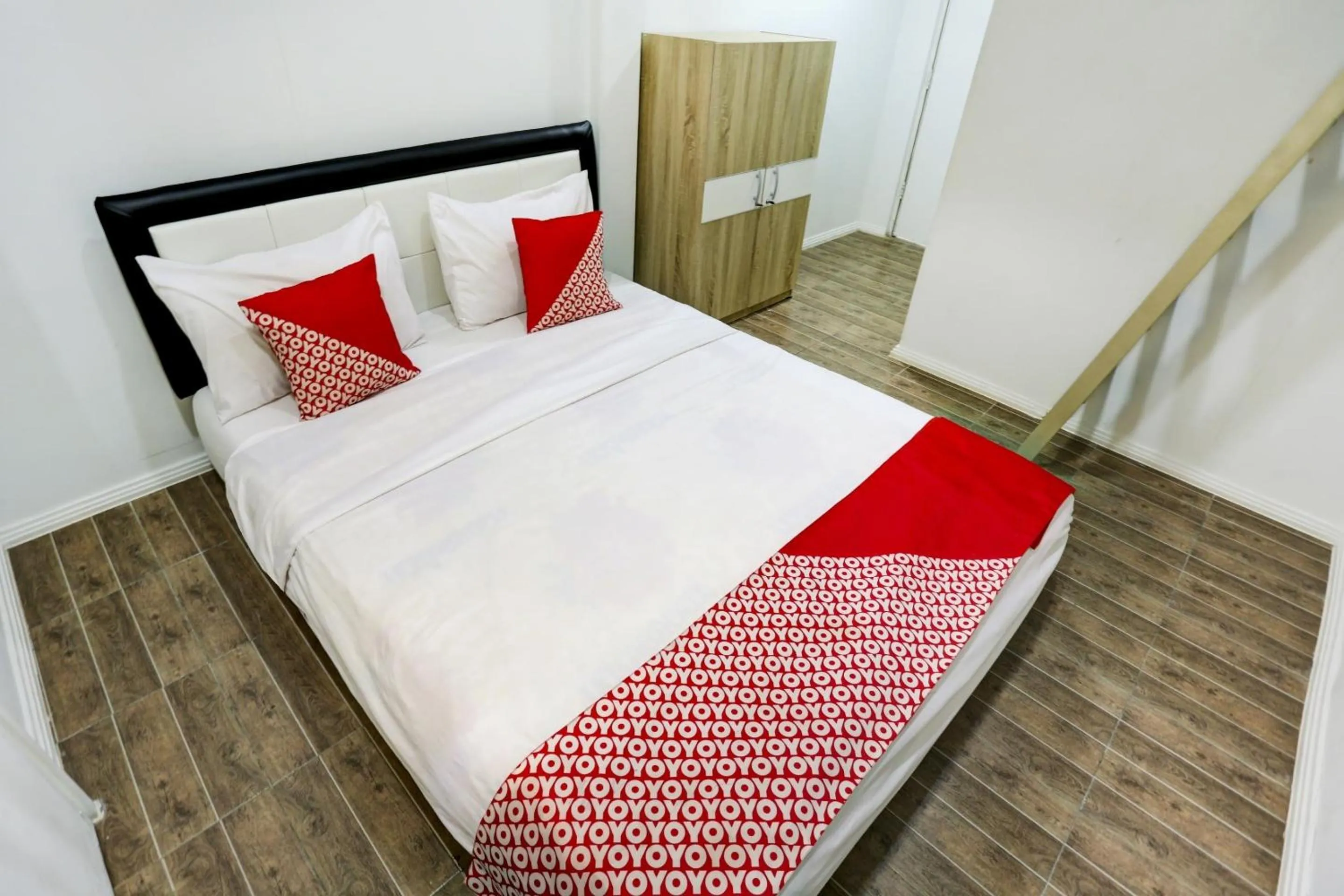 Bedroom, Bed in Capital O 3300 Nadjara Residence Syariah