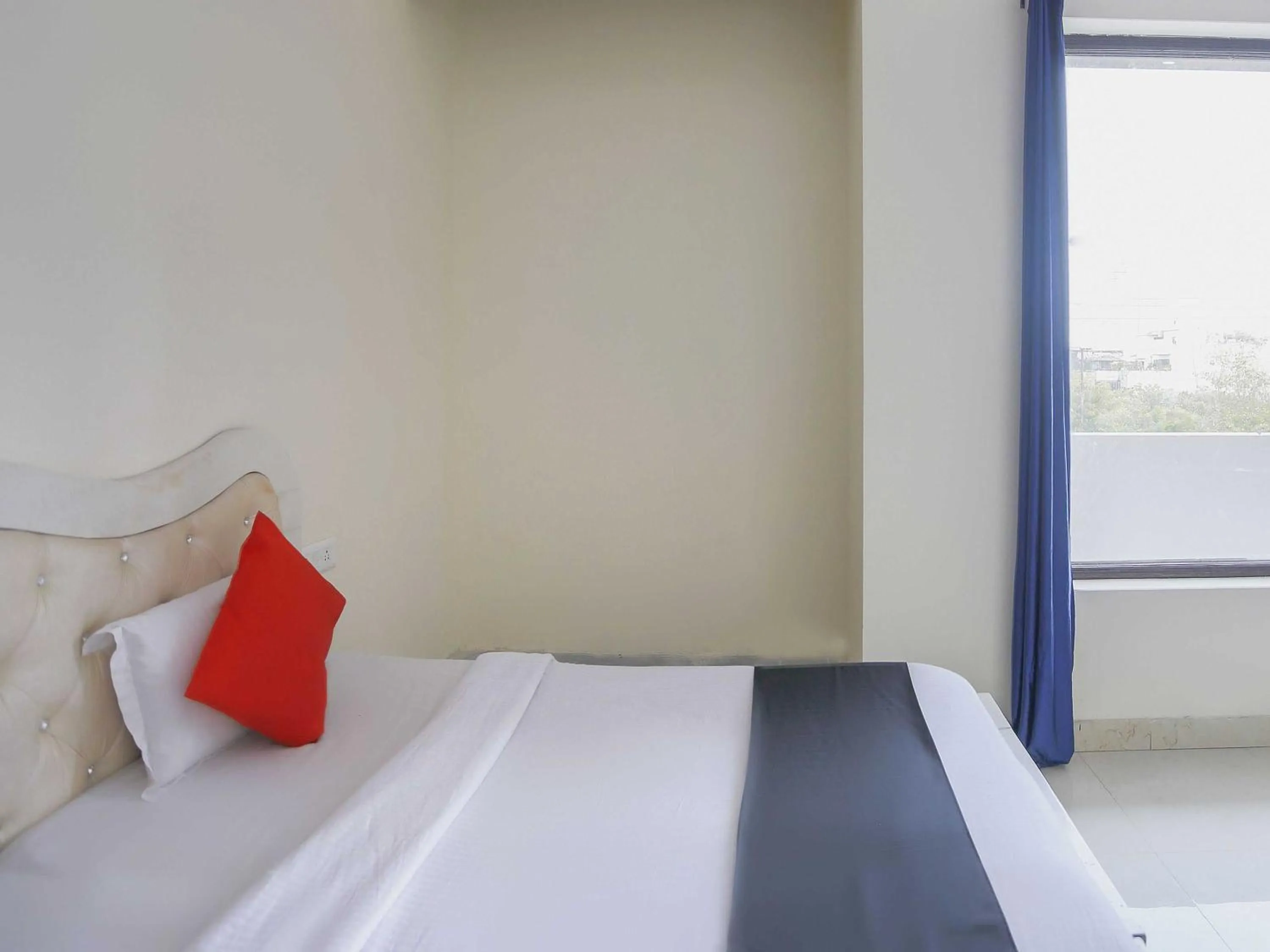 Bedroom in Hotel O GRANDEUR HOTEL