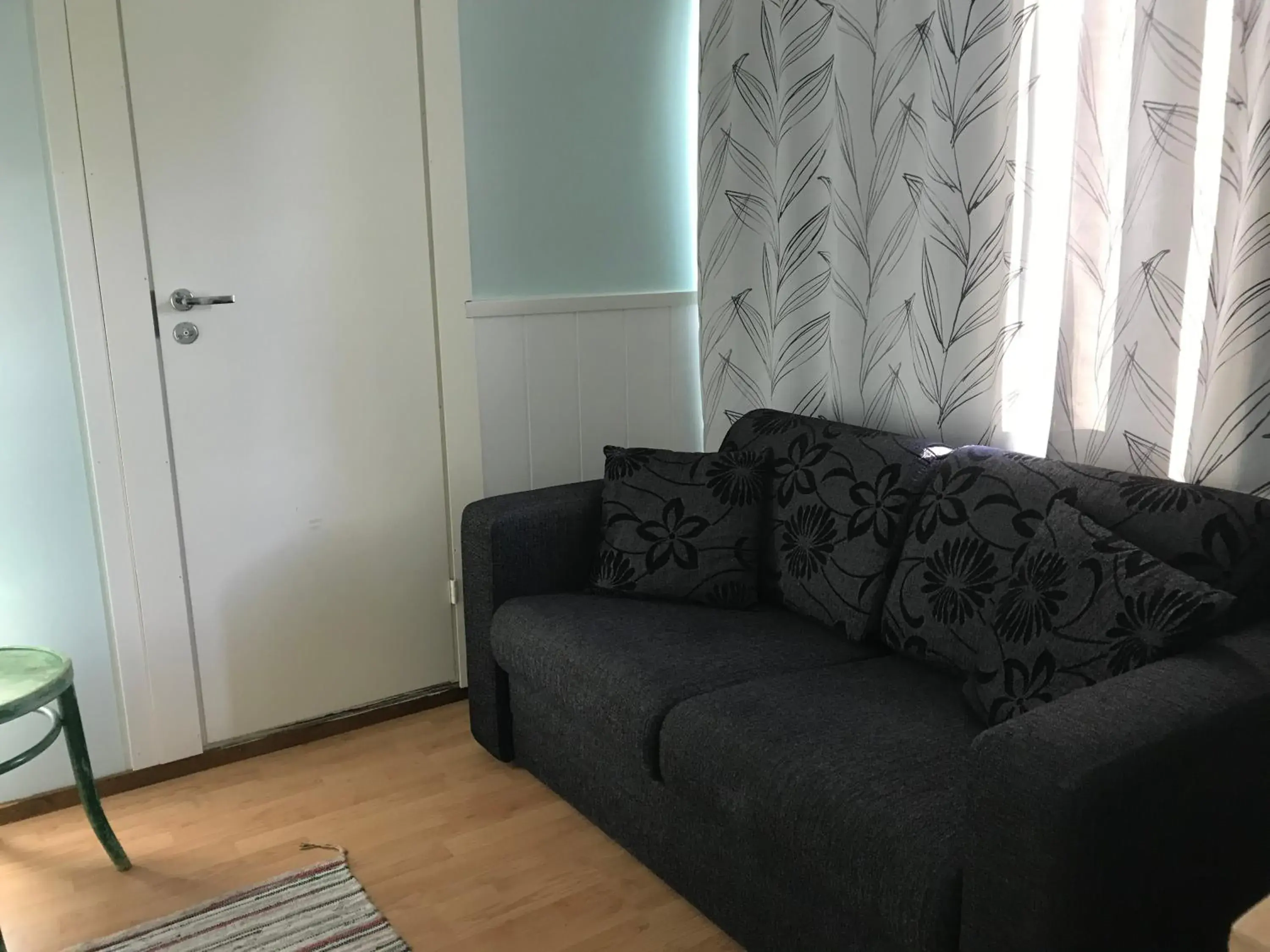 Family Room with Bathroom in E-City B&B Family Room with Bathroom in E-City B&B