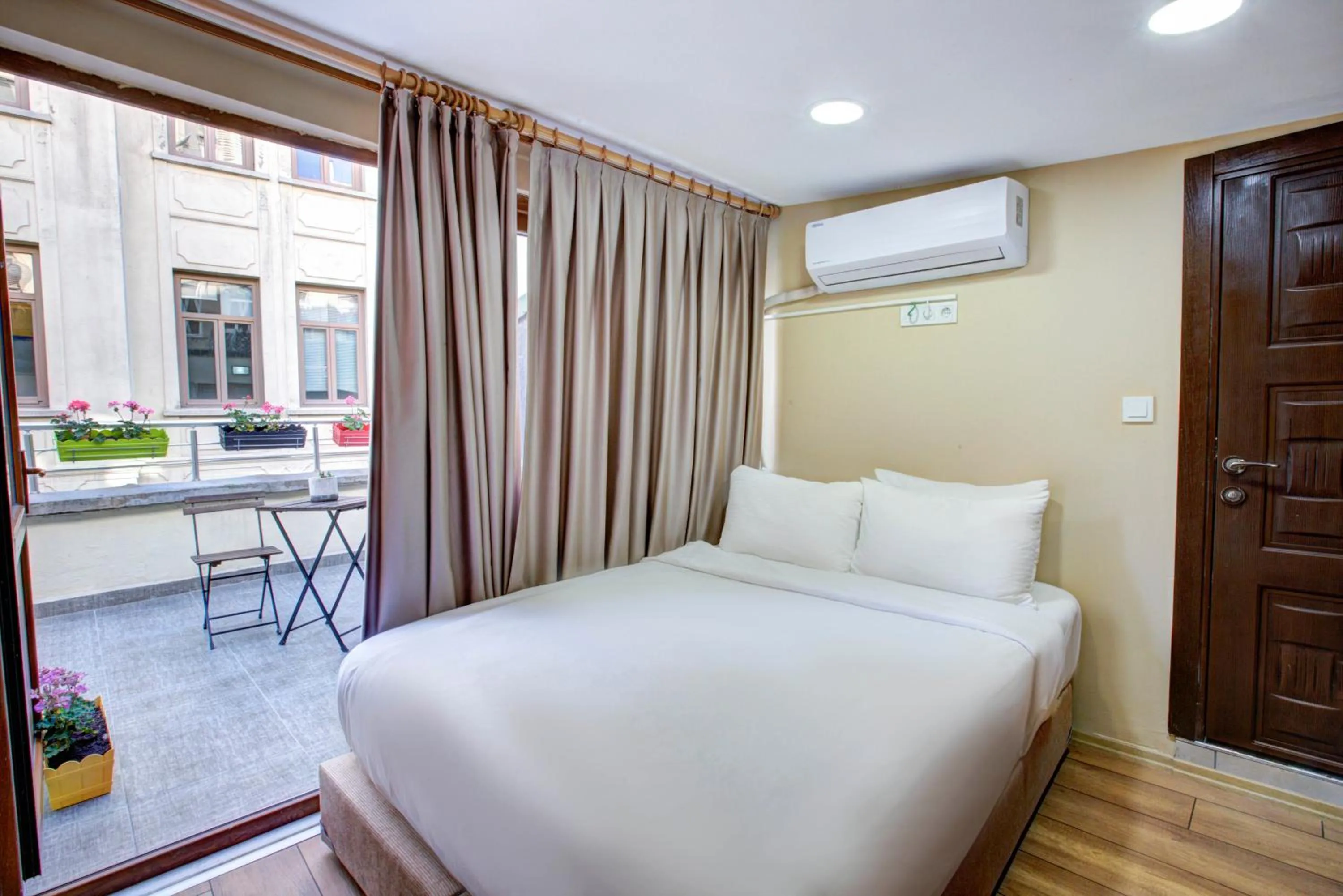 Massage, Bed in Maravilloso Hotel Pera