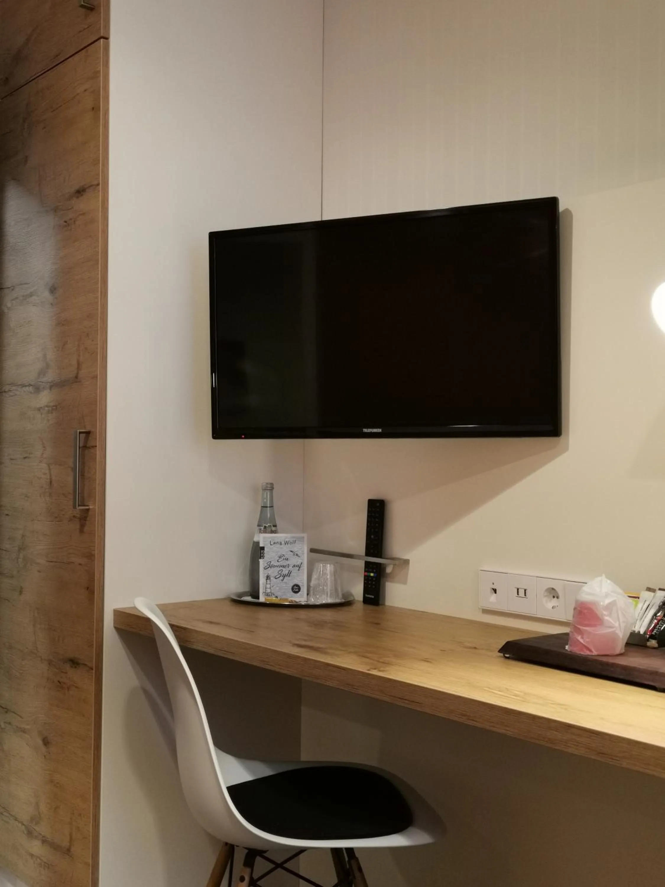 TV and multimedia in Hotel Azenberg