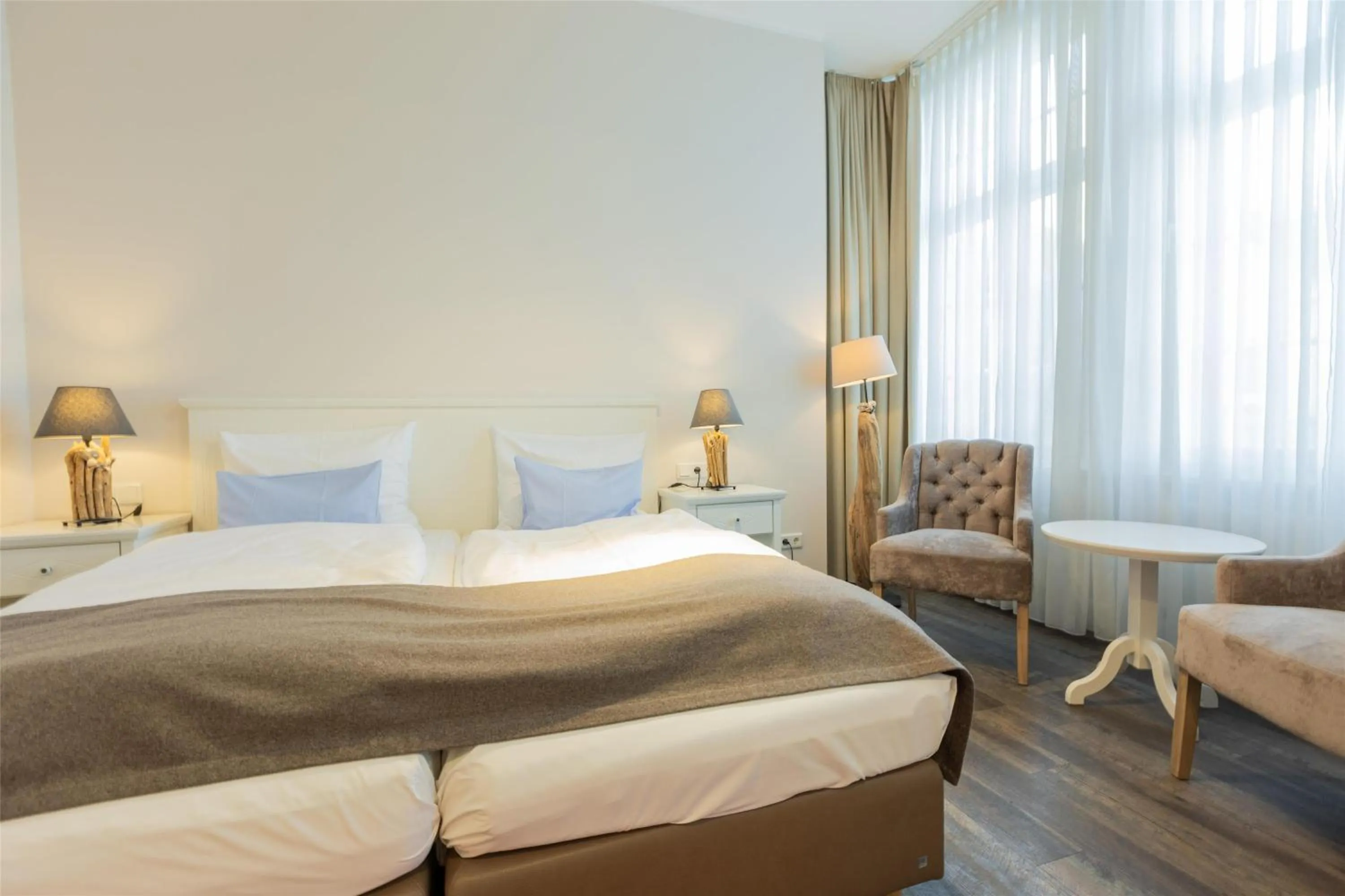 Bedroom, Bed in Best Western Plus Theodor Storm Hotel