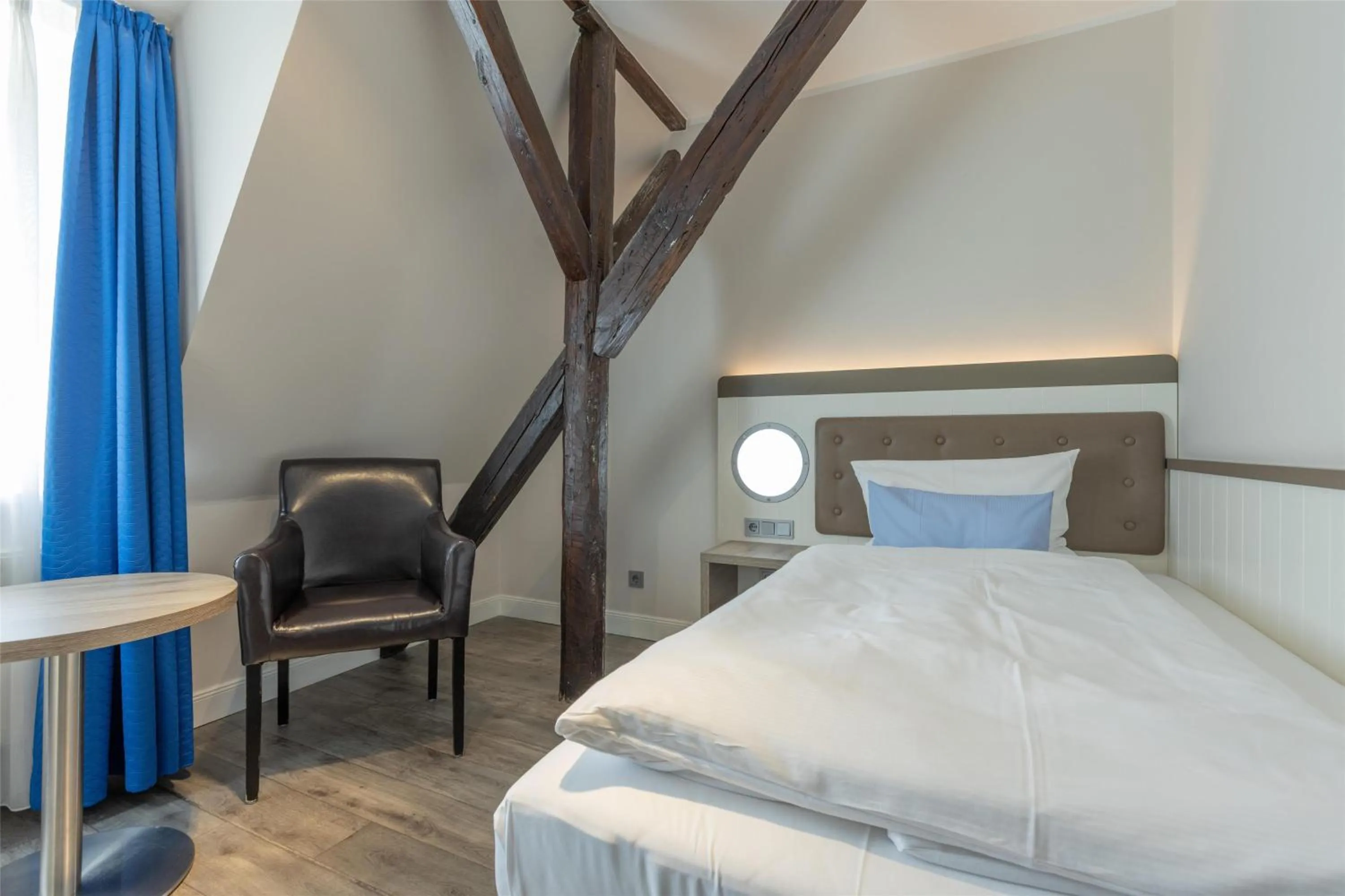 Bedroom, Bed in Best Western Plus Theodor Storm Hotel