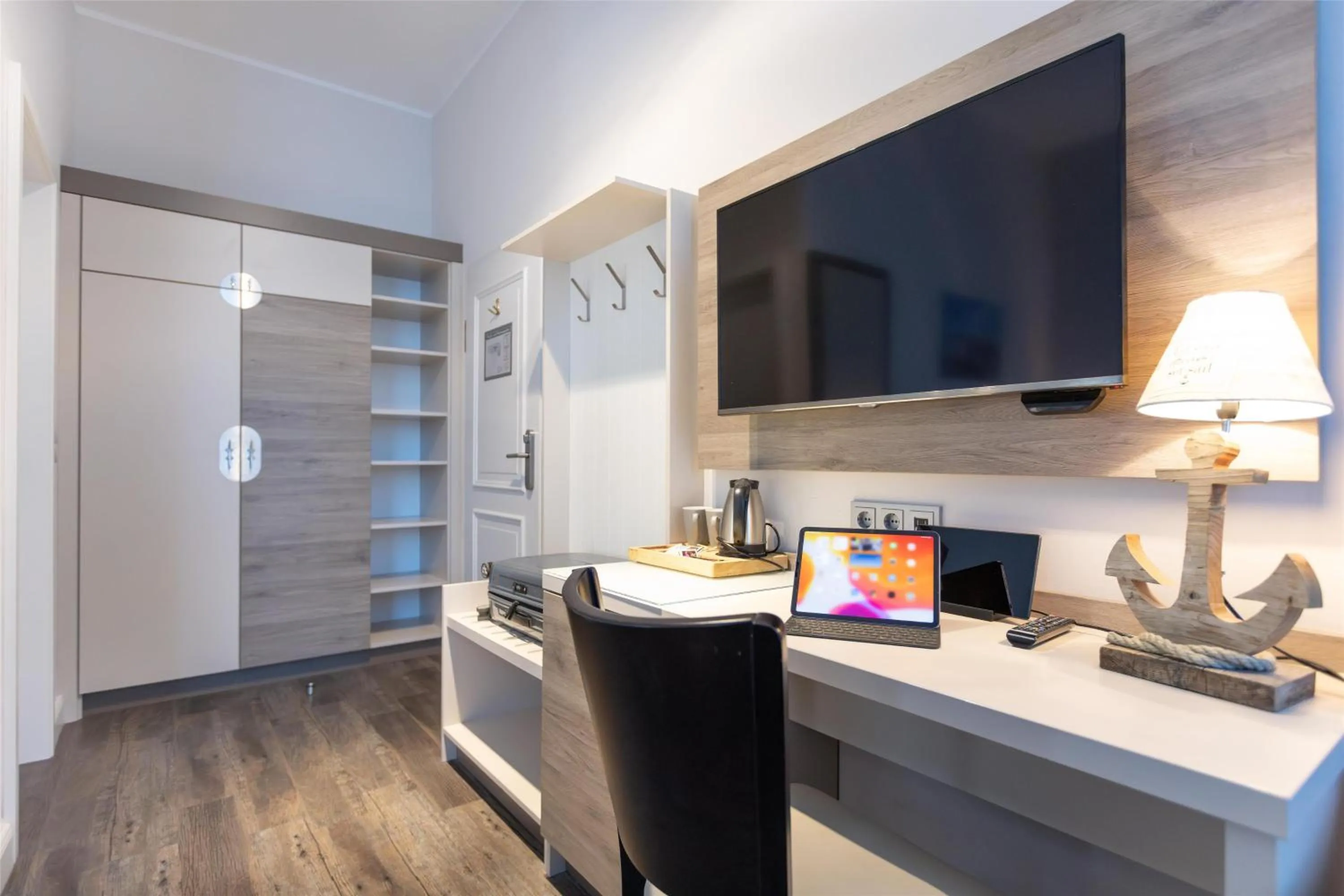 Bedroom in Best Western Plus Theodor Storm Hotel