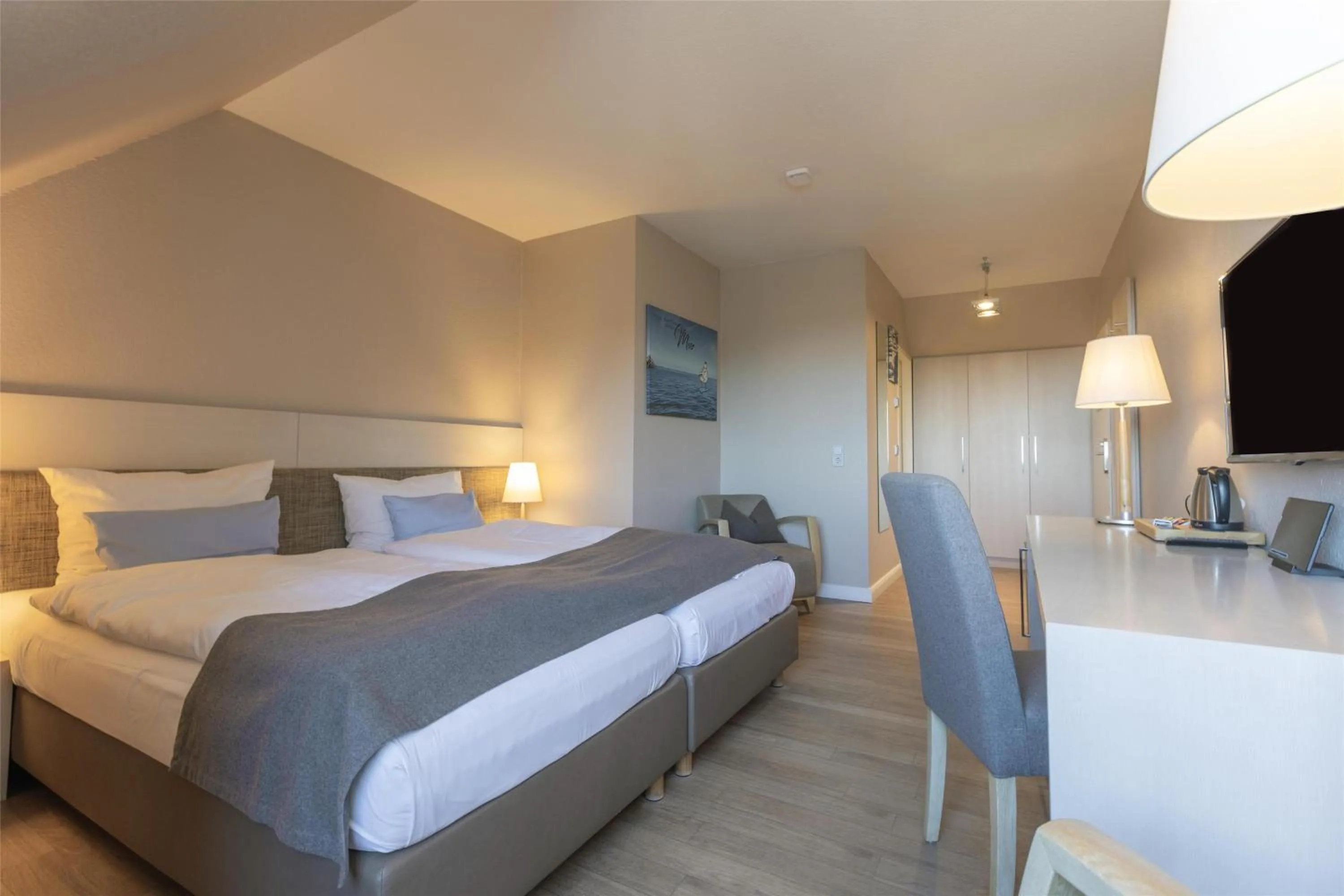 Bedroom, Bed in Best Western Plus Theodor Storm Hotel