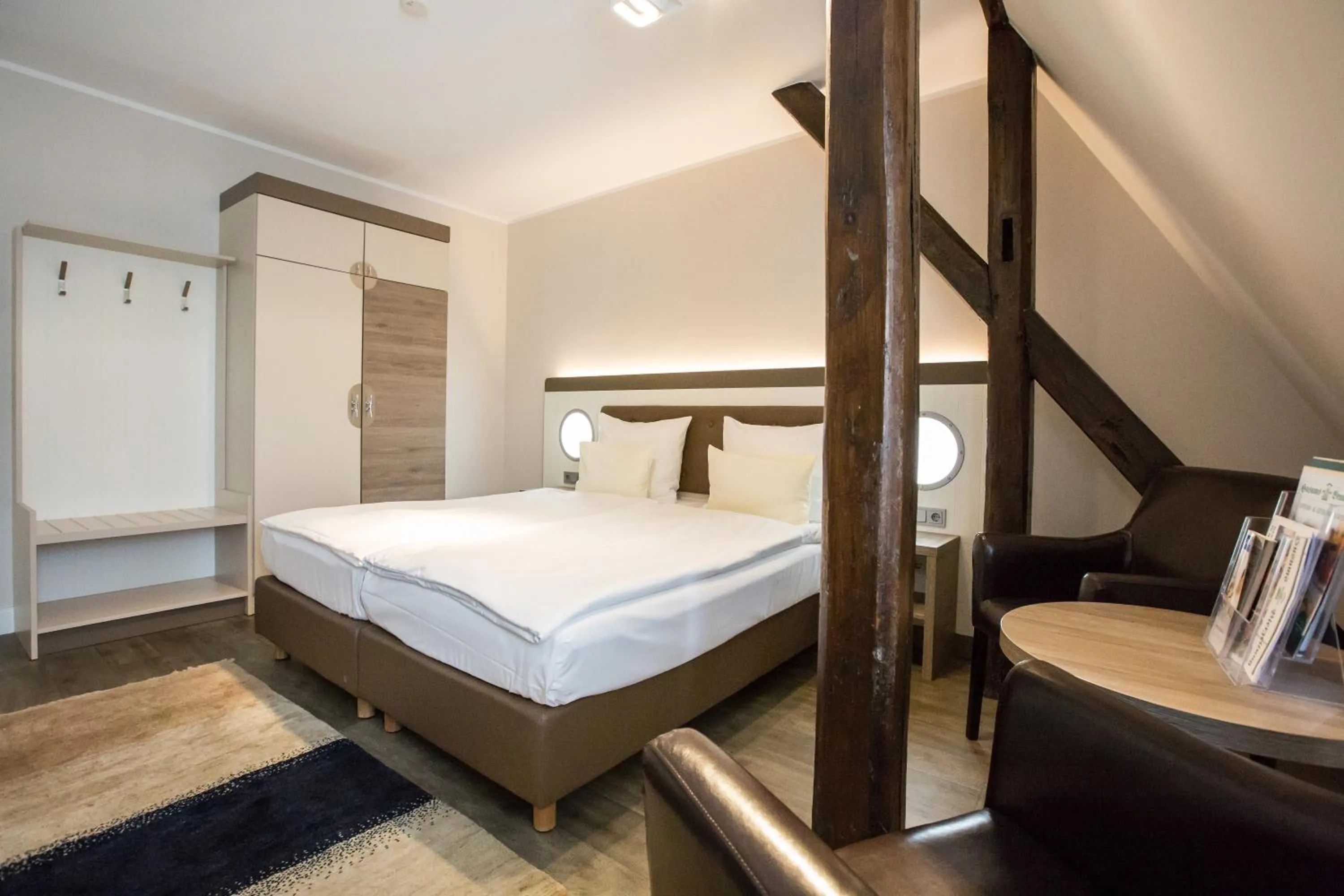 Photo of the whole room, Bed in Best Western Plus Theodor Storm Hotel