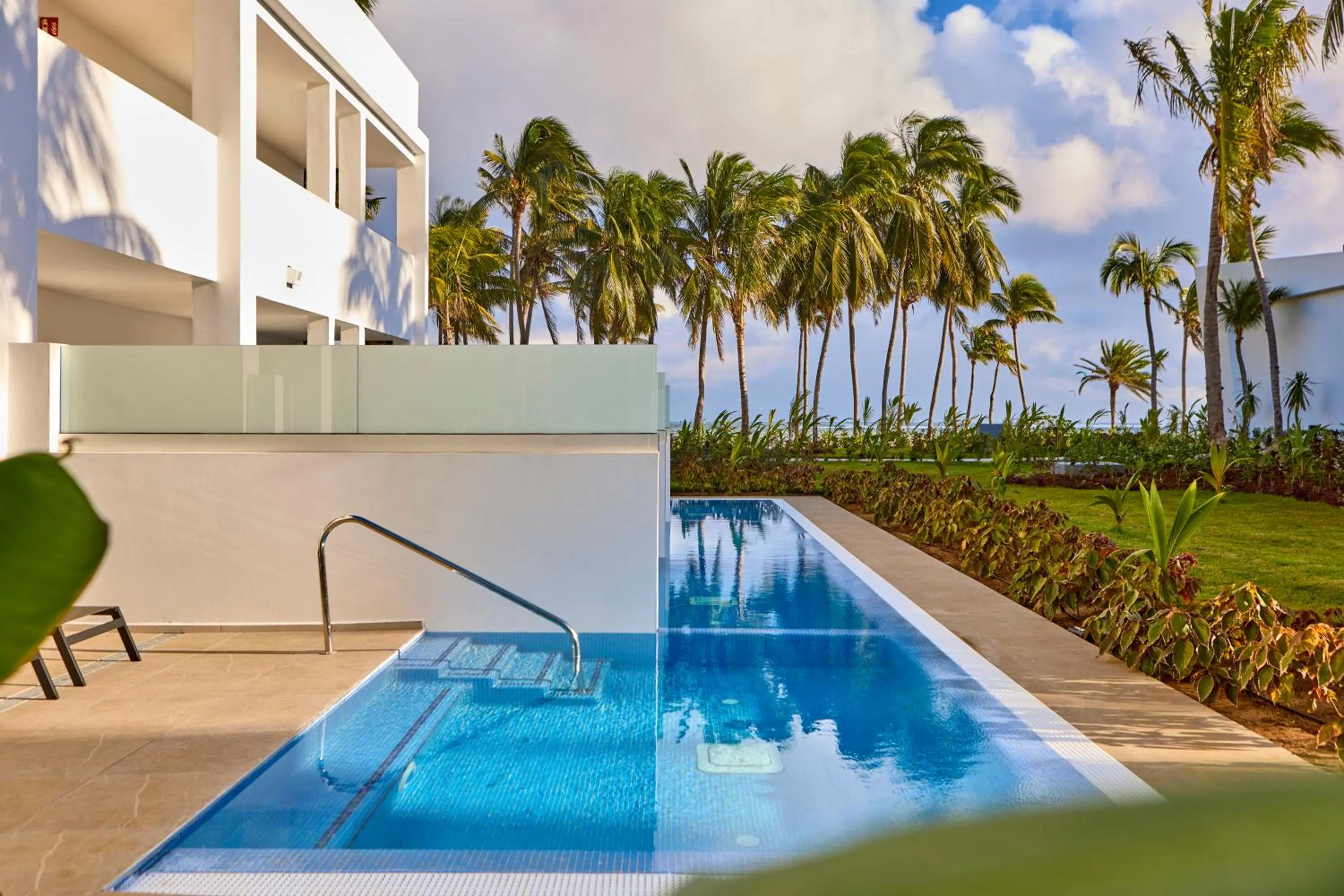 Swimming pool in Riu Palace Mauritius - All Inclusive - Adults Only