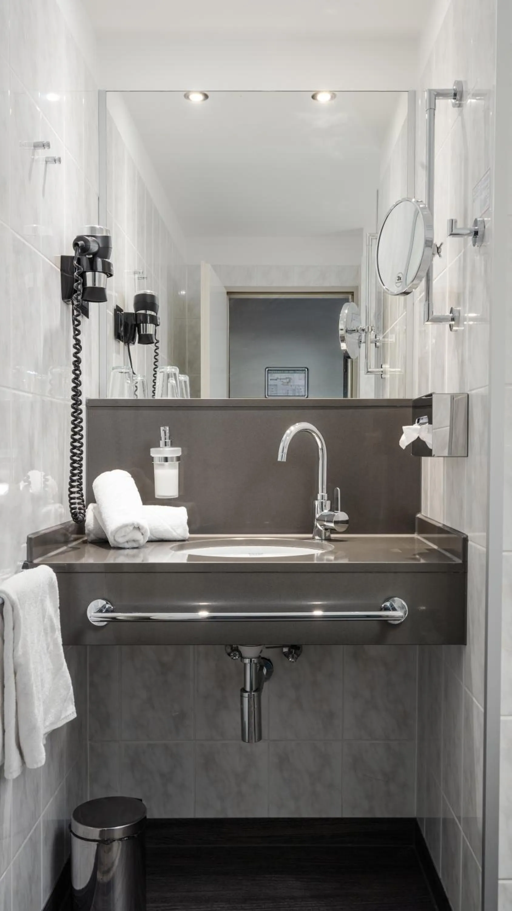 Bathroom in Hotel Kreuzer