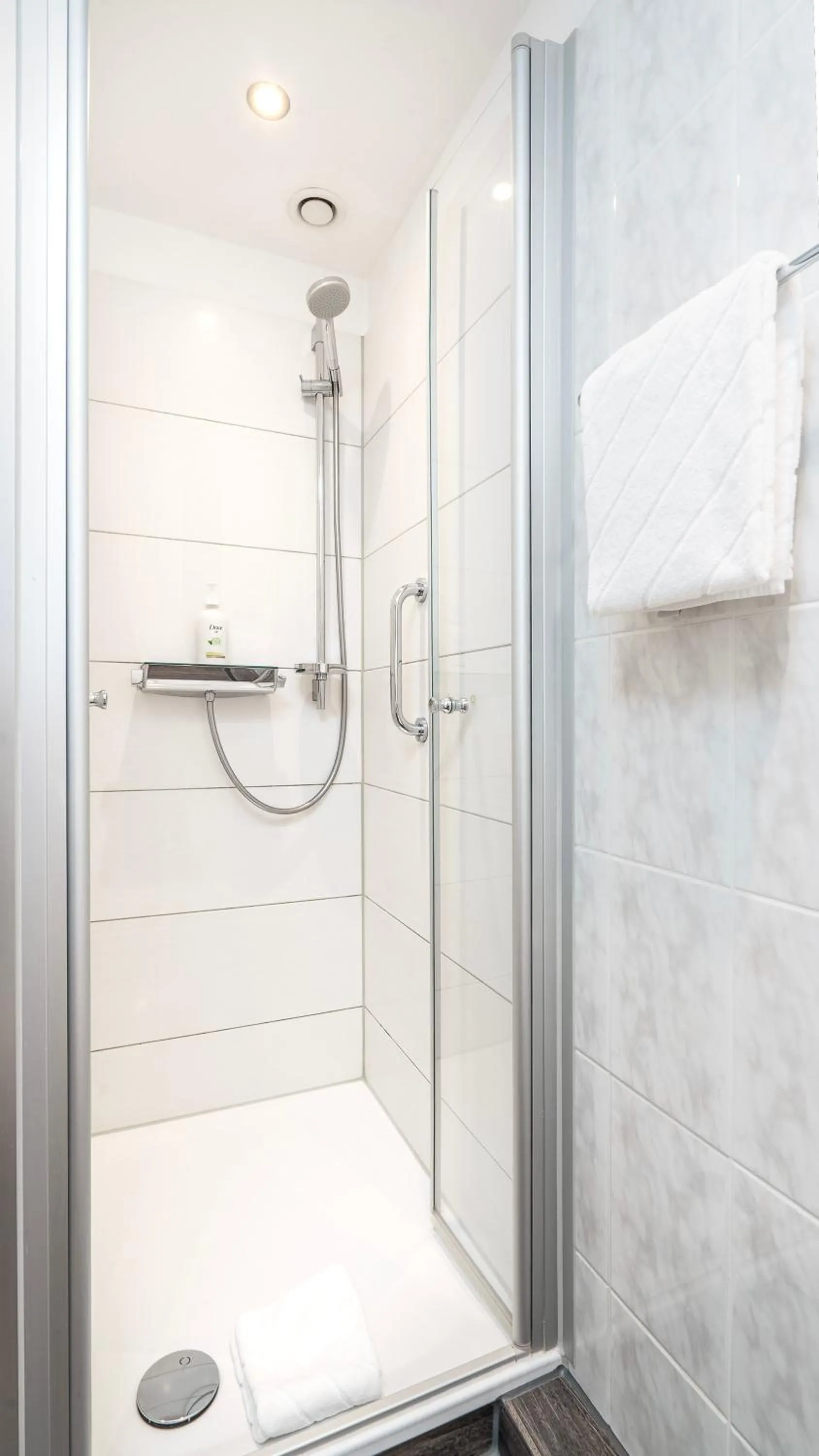 Bathroom in Hotel Kreuzer