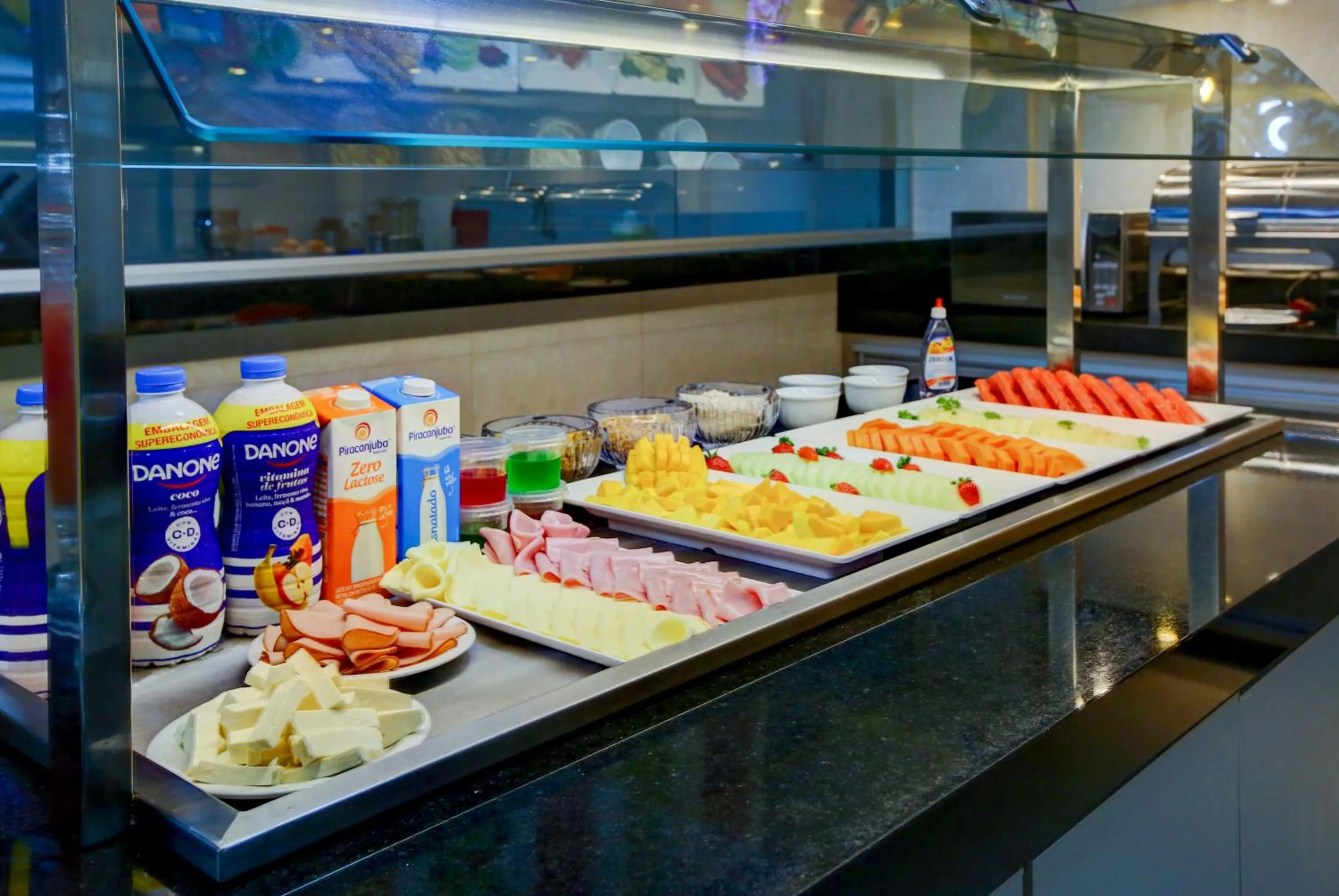 Breakfast in Novares Hotel