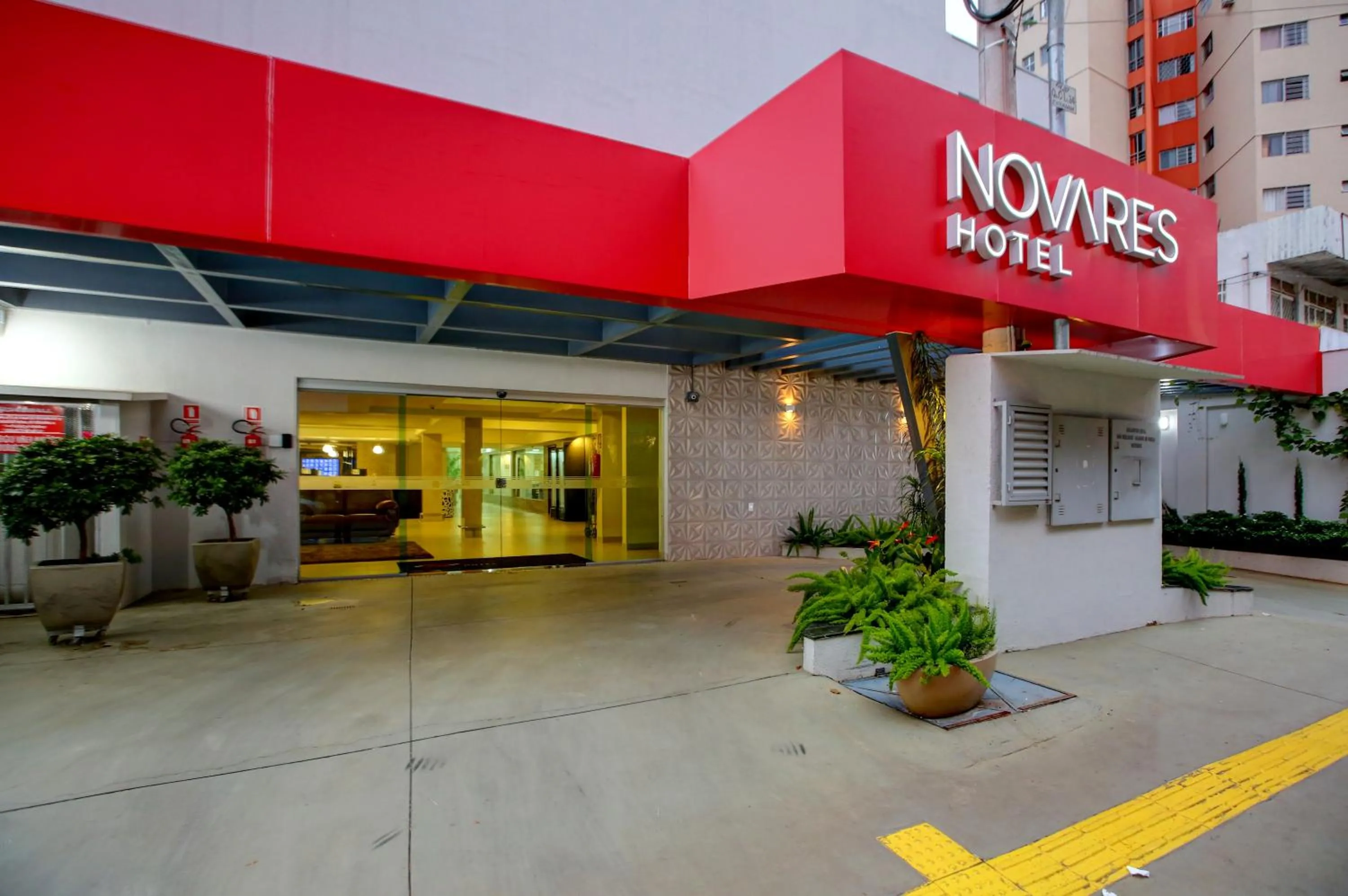 Facade/entrance in Novares Hotel