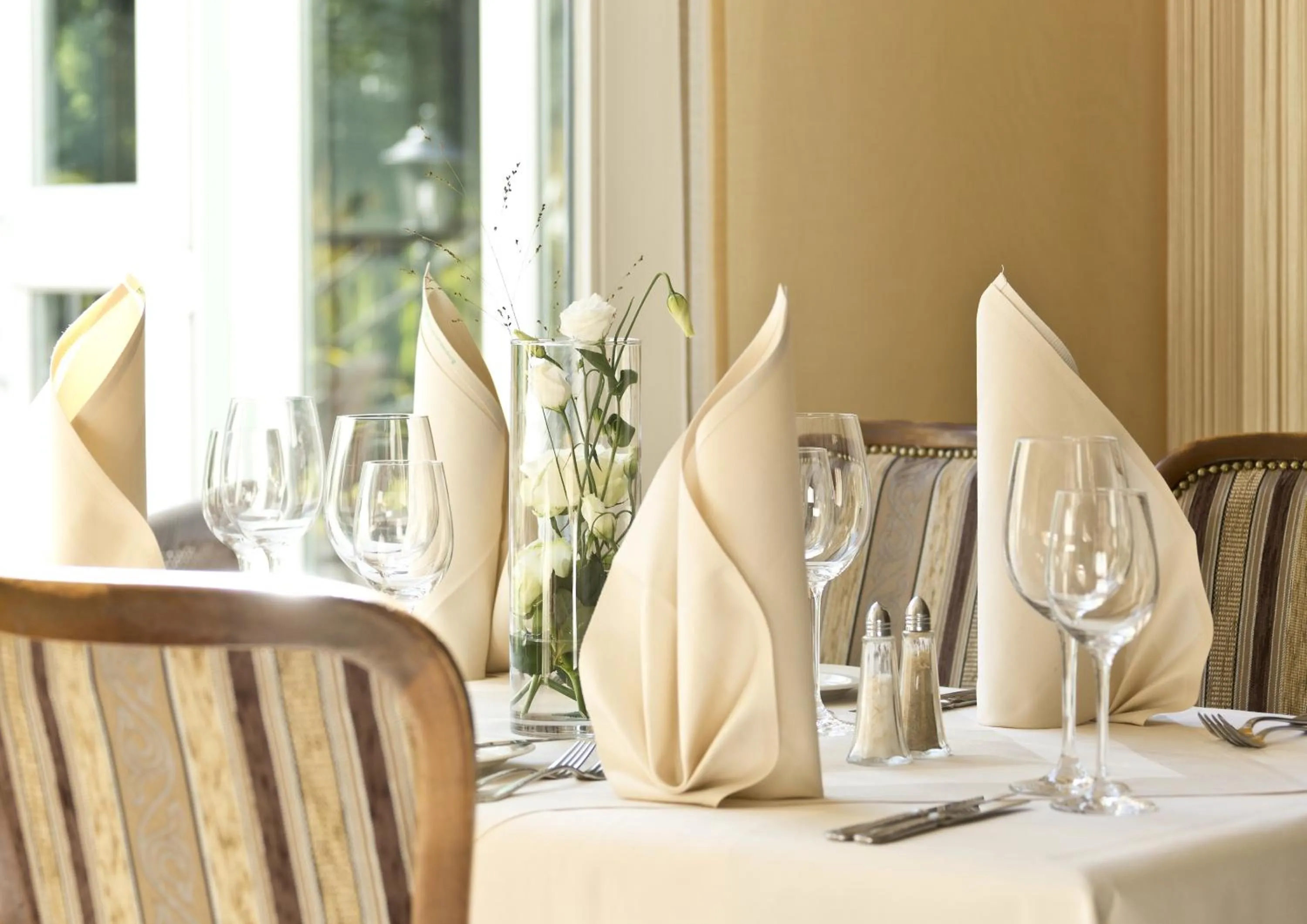 Restaurant/places to eat in Seehotel Ecktannen