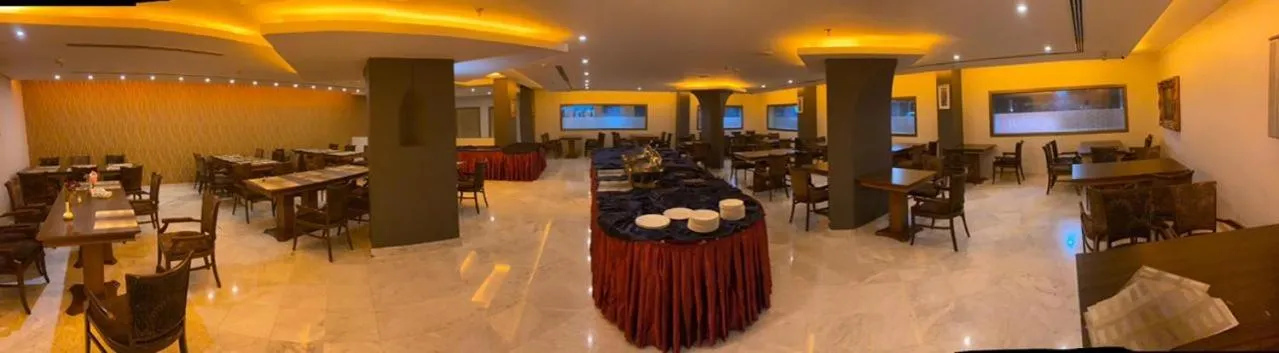 Restaurant/places to eat in Doolve Hotel Al Khobar