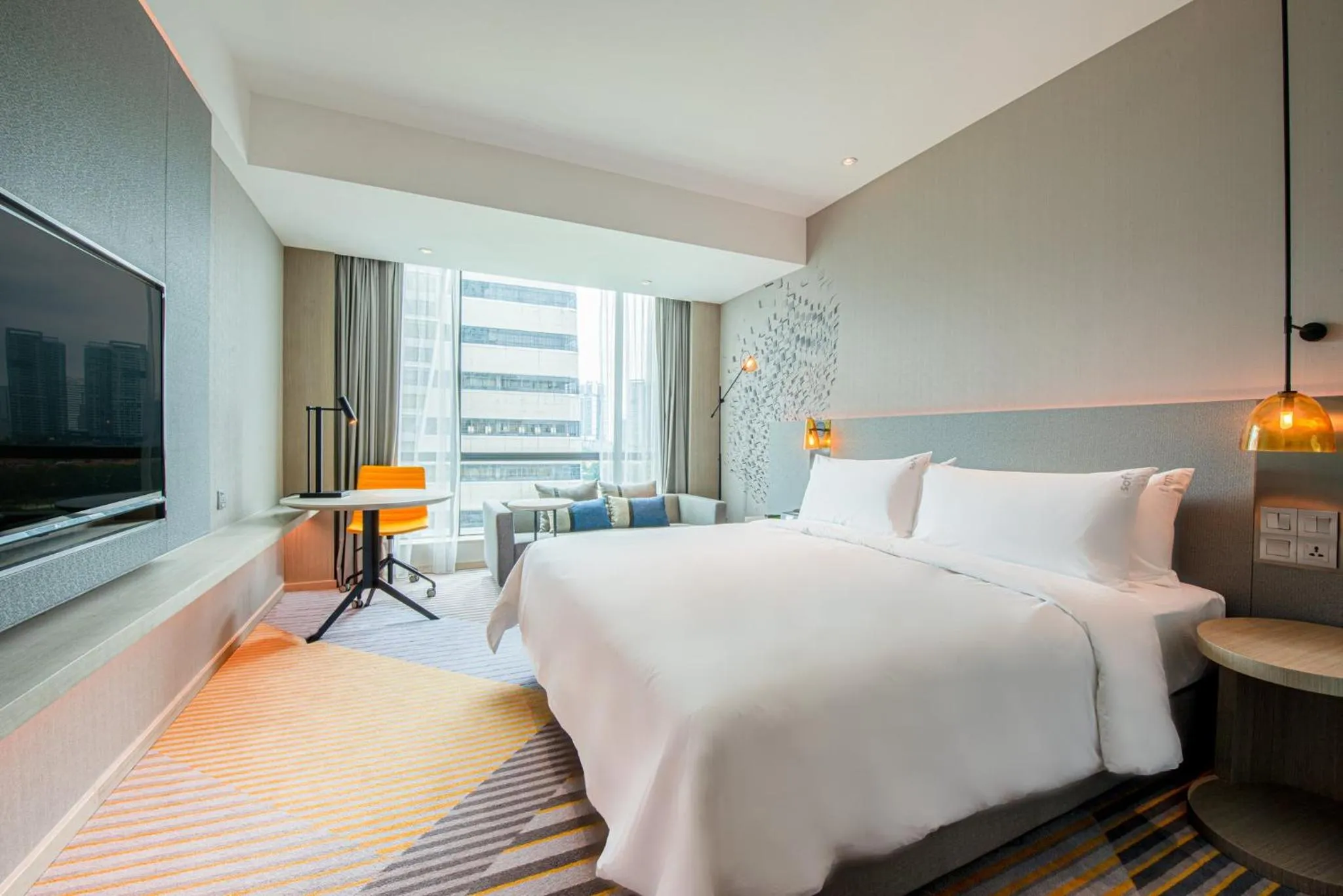 Photo of the whole room, Bed in Holiday Inn Johor Bahru City Centre by IHG