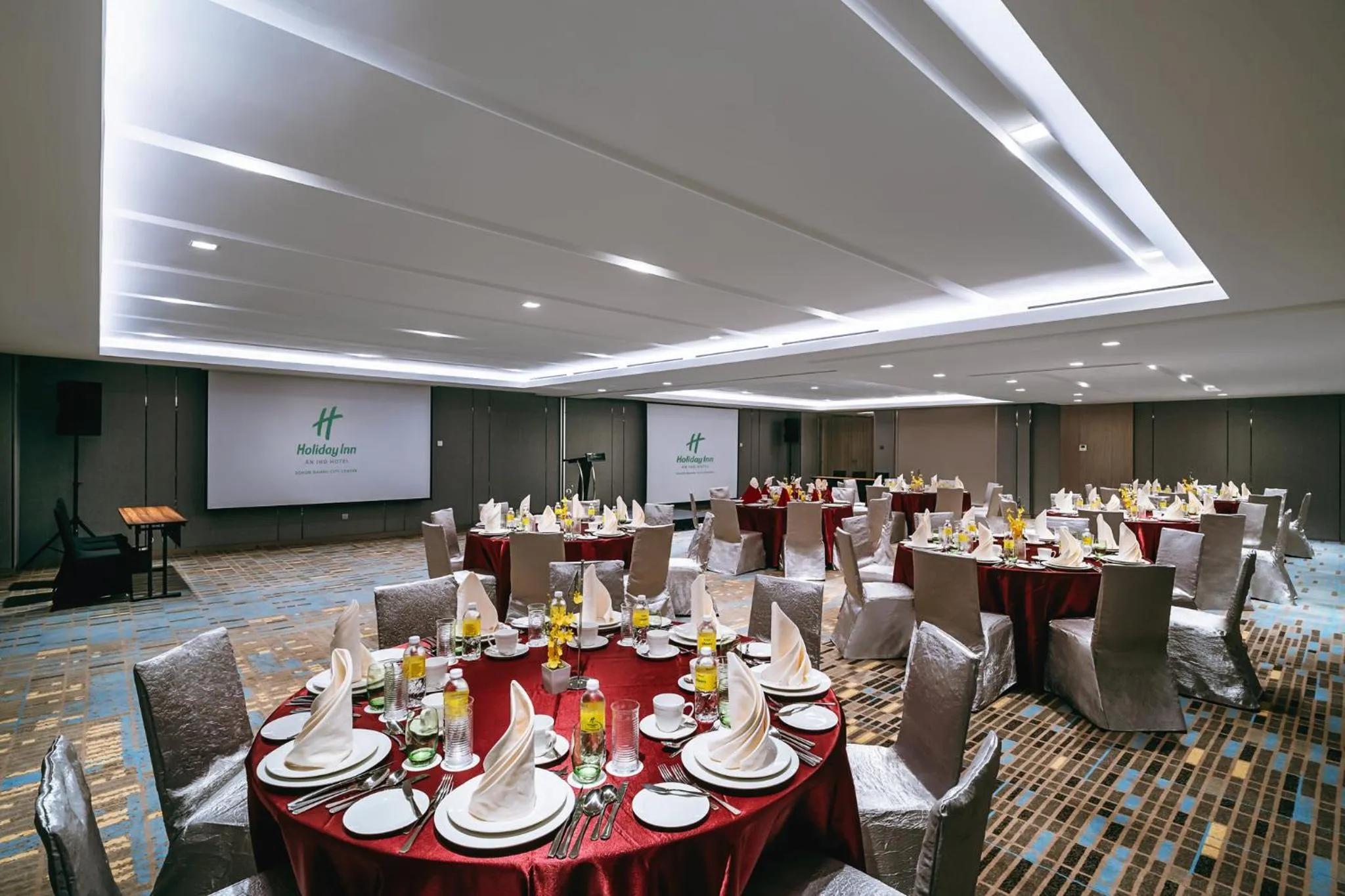 Meeting/conference room in Holiday Inn Johor Bahru City Centre by IHG
