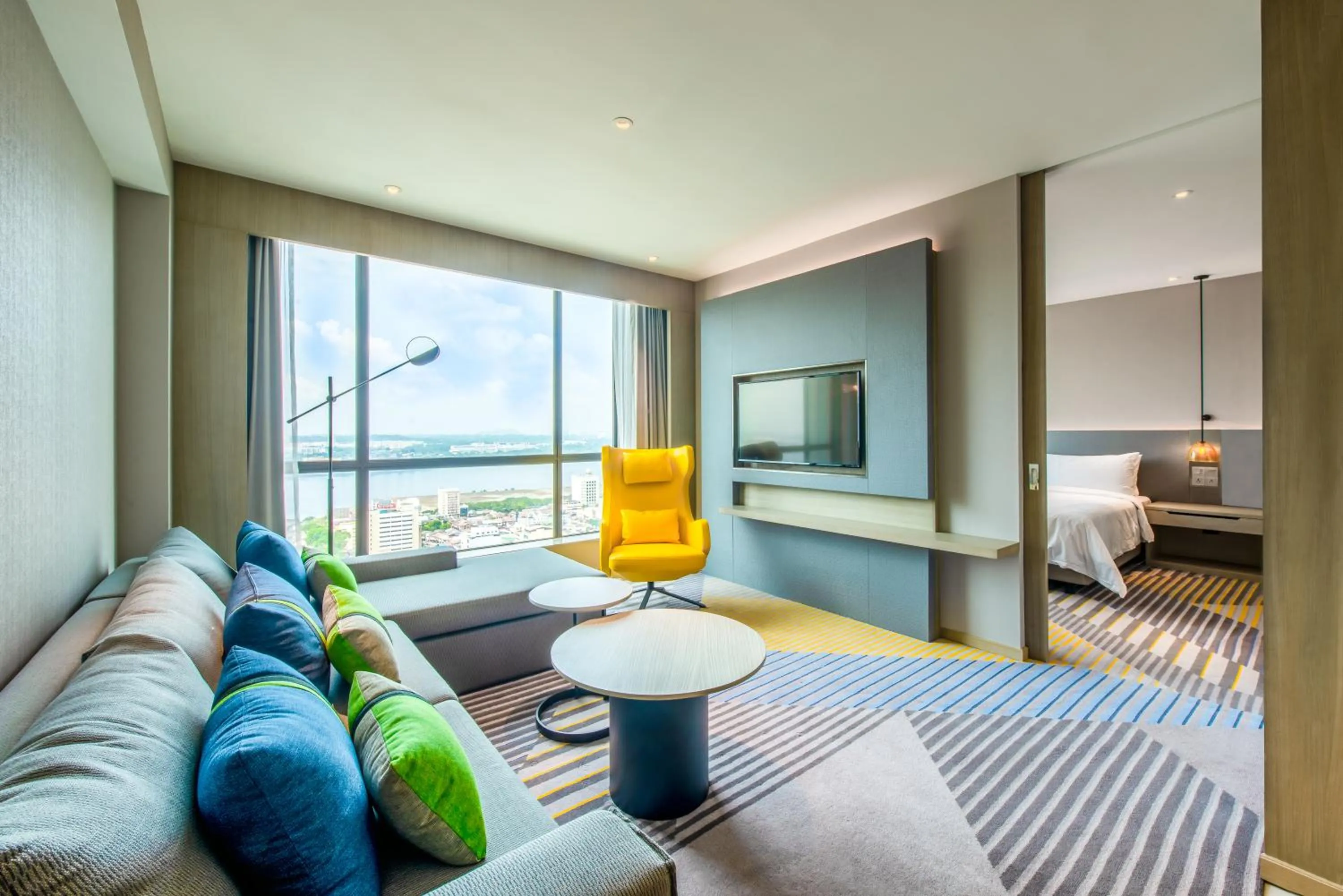 Living room in Holiday Inn Johor Bahru City Centre by IHG