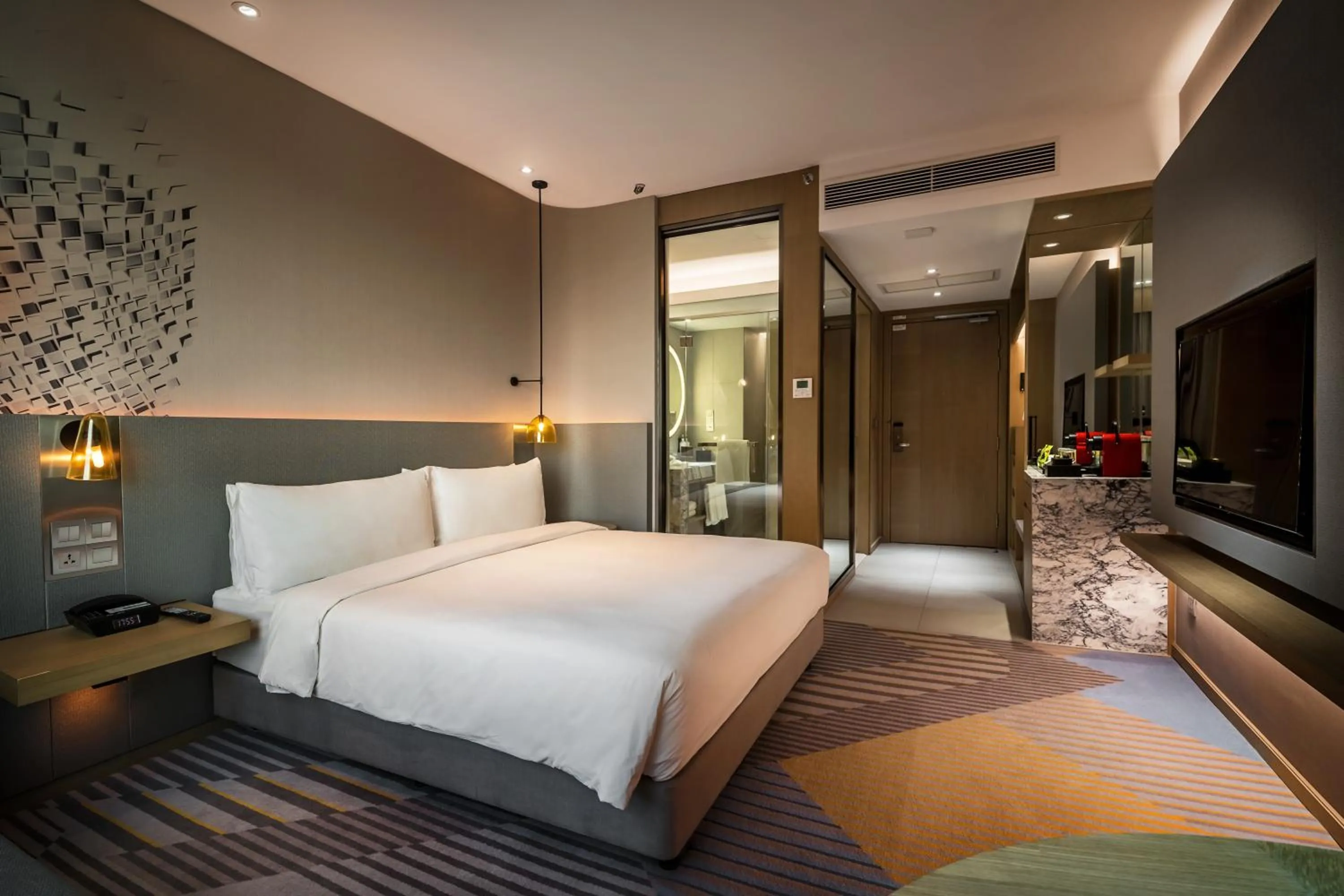 Bed in Holiday Inn Johor Bahru City Centre by IHG