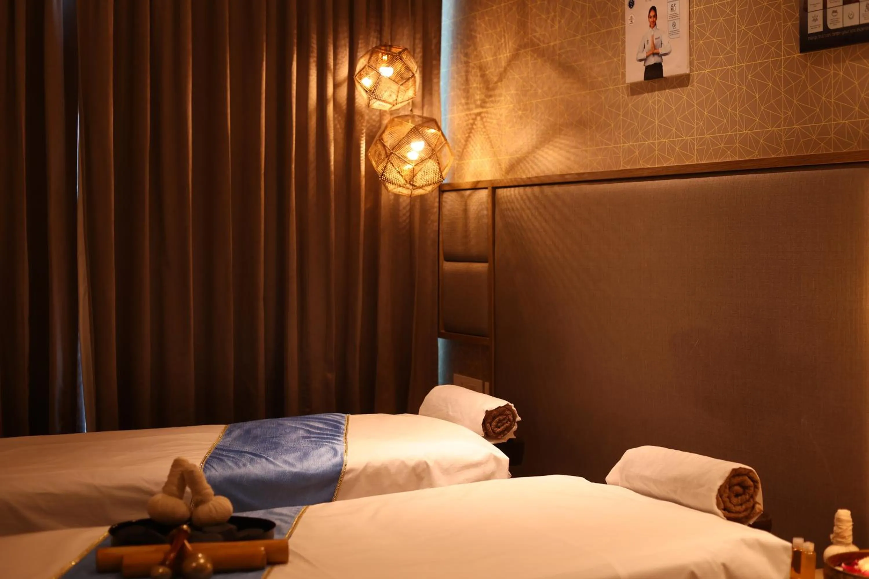 Spa and wellness centre/facilities, Bed in Holiday Inn Gurugram Sector 90 by IHG