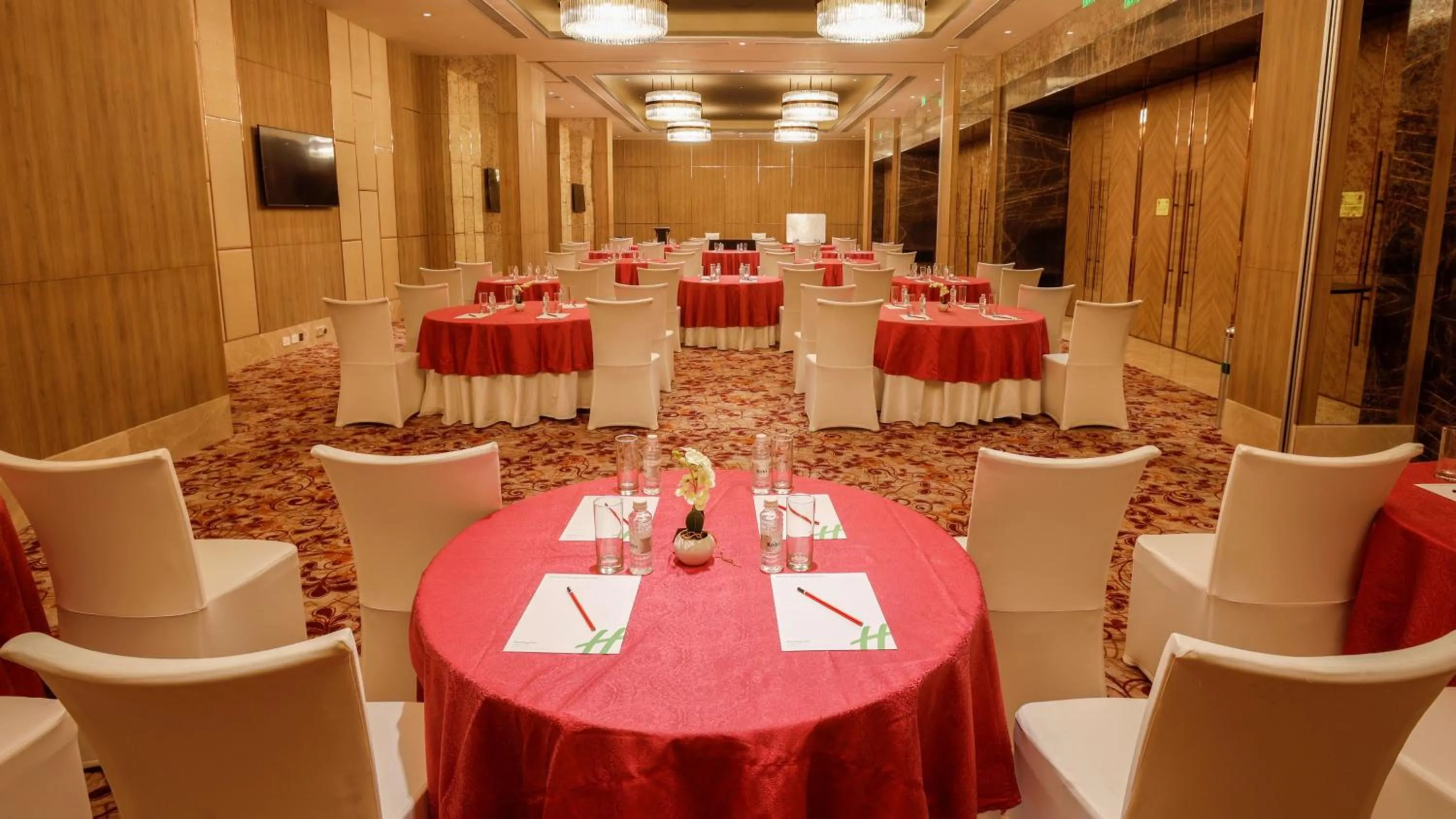 Banquet/Function facilities in Holiday Inn Gurugram Sector 90 by IHG