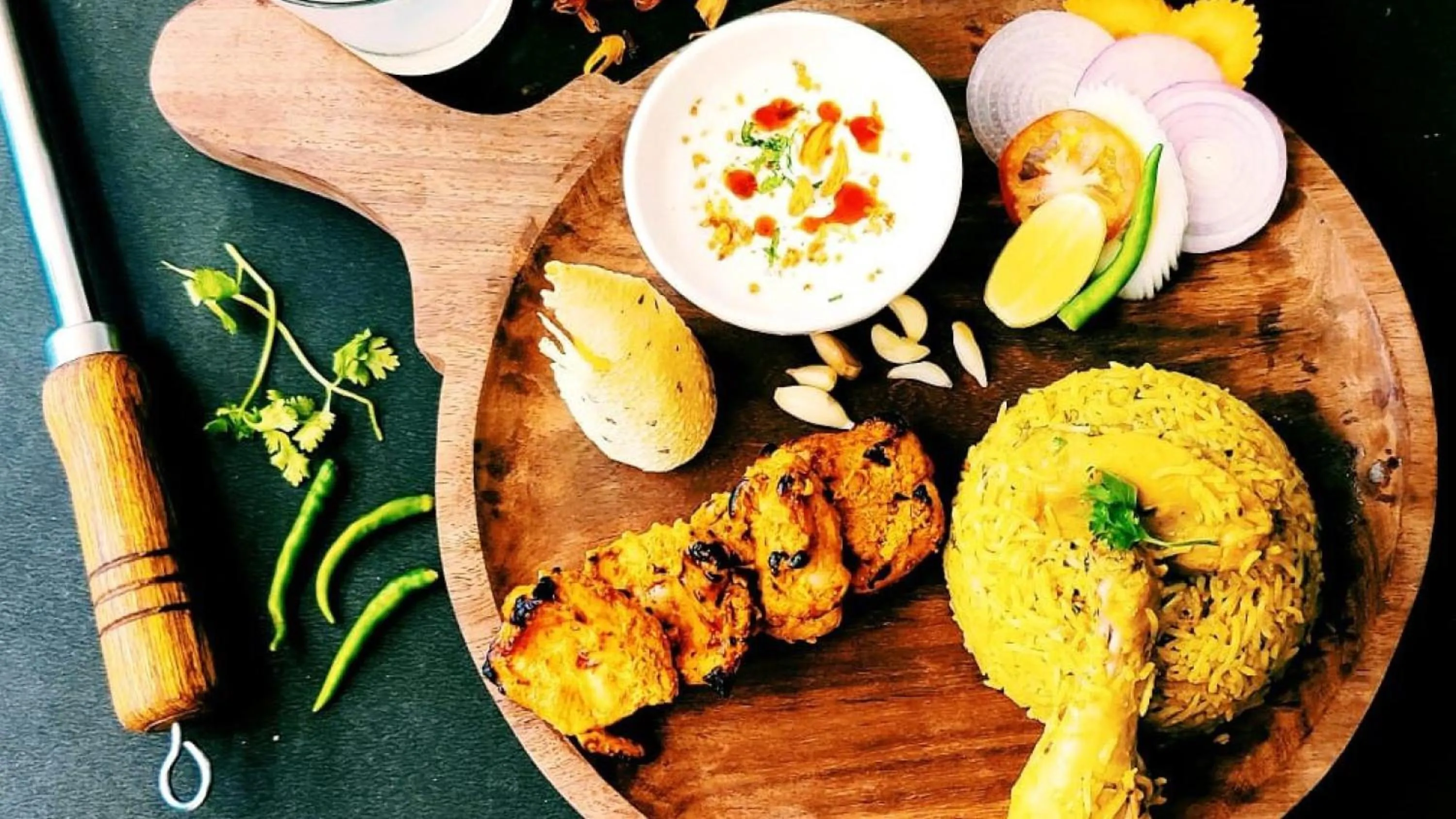 Restaurant/places to eat in Holiday Inn Gurugram Sector 90 by IHG