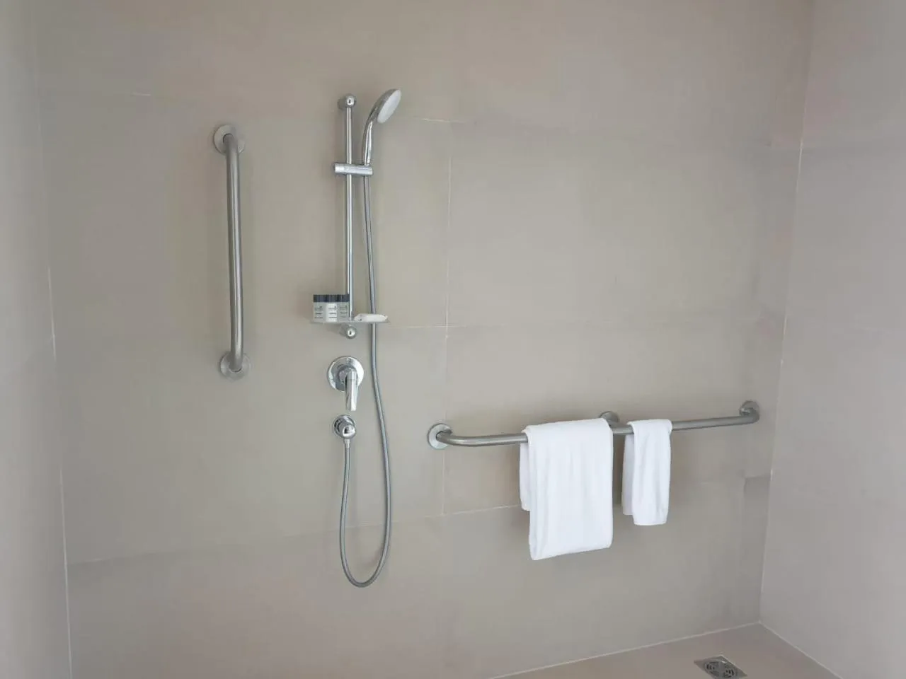 Shower in Holiday Inn Gurugram Sector 90 by IHG