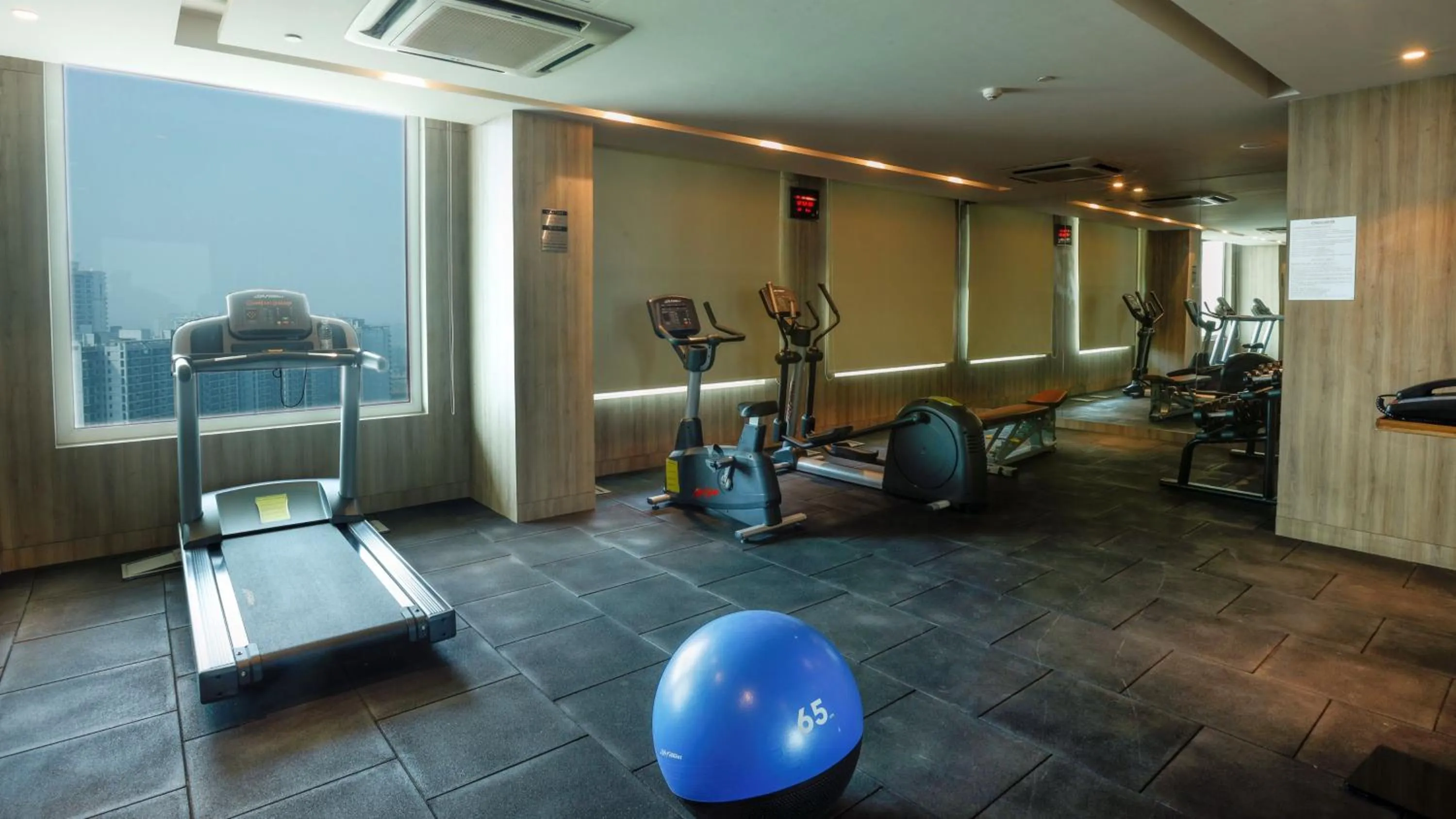 Spa and wellness centre/facilities in Holiday Inn Gurugram Sector 90 by IHG