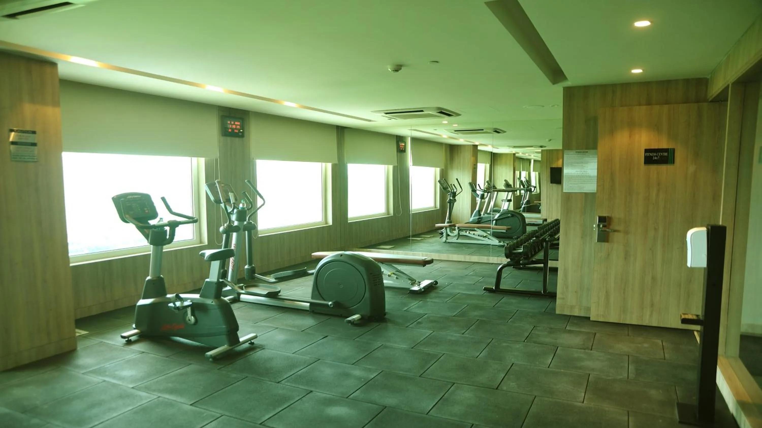 Spa and wellness centre/facilities in Holiday Inn Gurugram Sector 90 by IHG