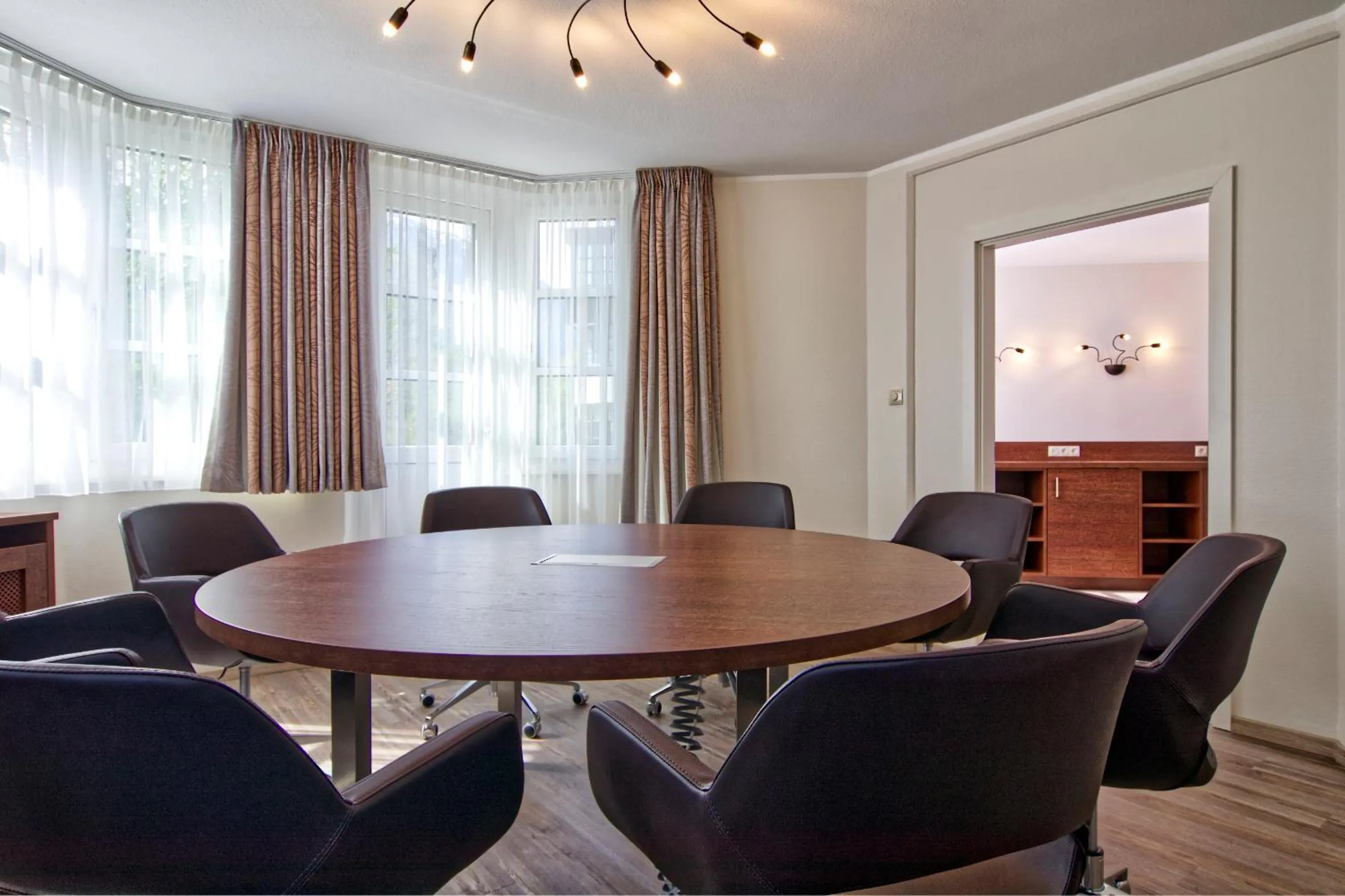 Meeting/conference room in AMBER HOTEL Bavaria Superior