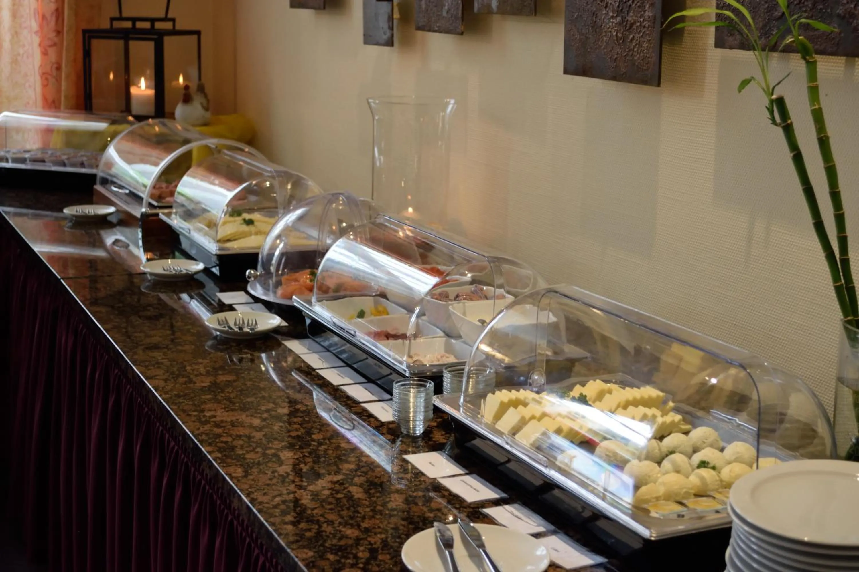 Buffet breakfast in Wellness- & Sporthotel Haus am See