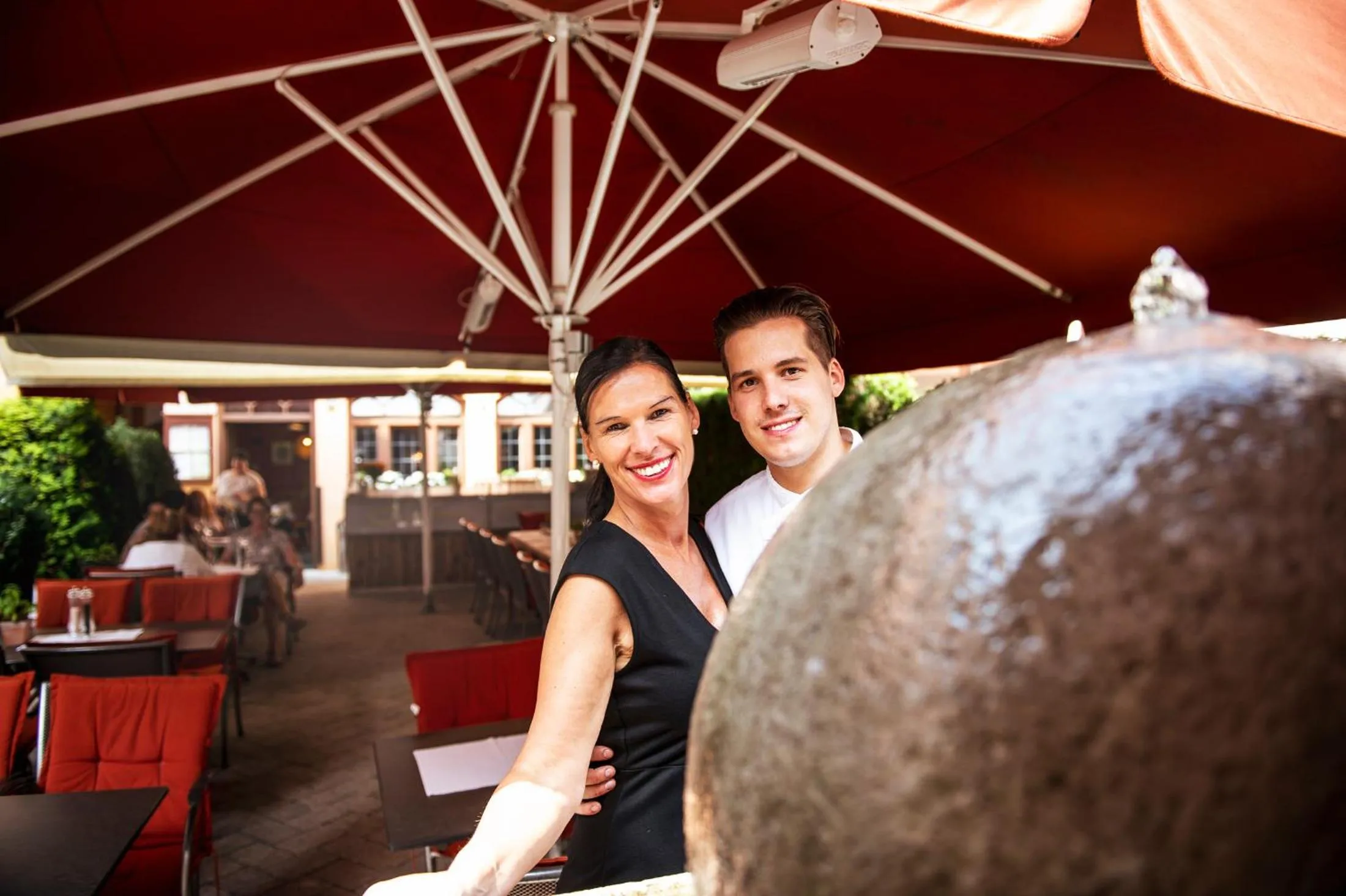 People in Restaurant Residence Ente