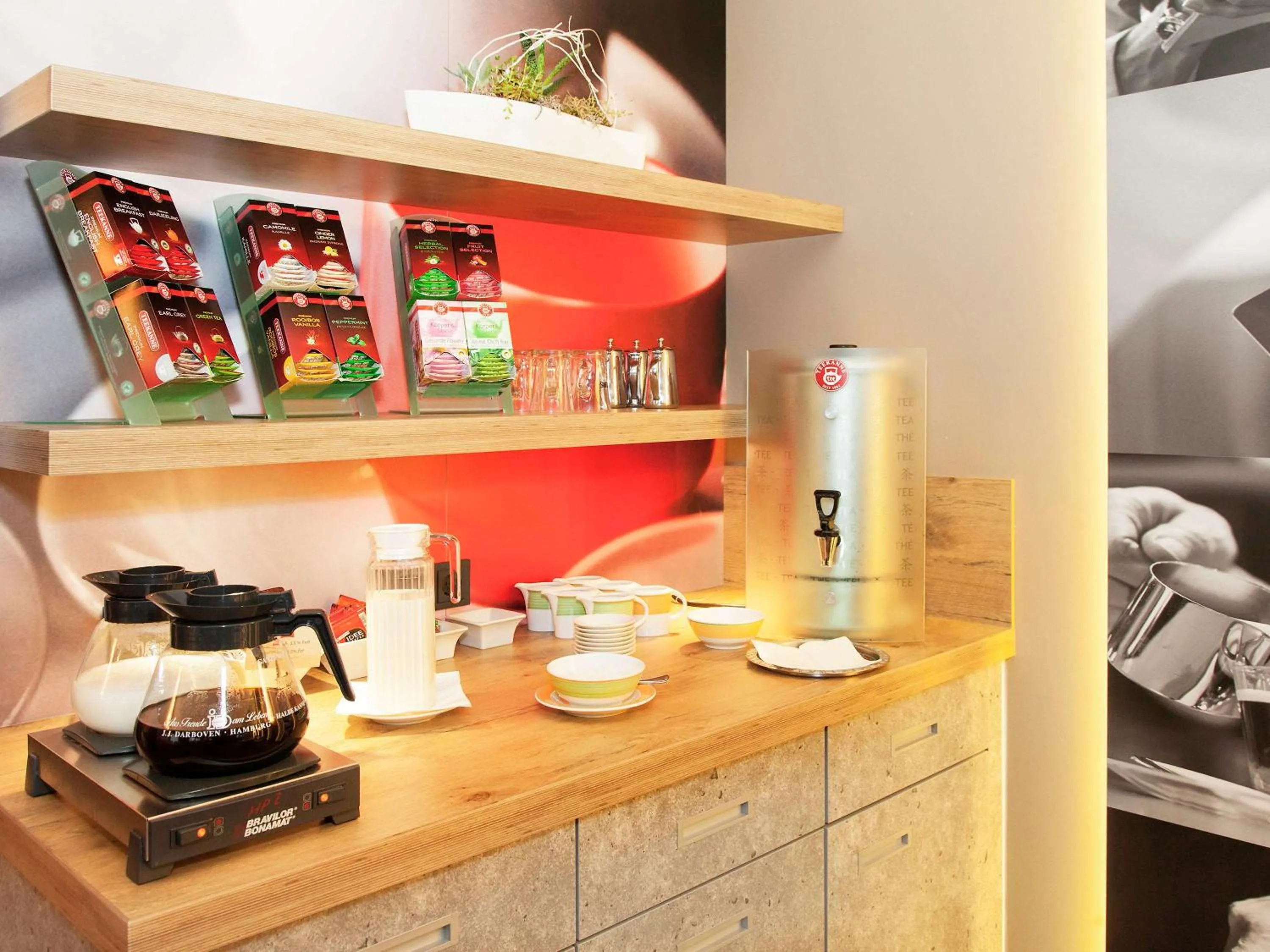 Coffee/tea facilities in Saar City Hotel Superior