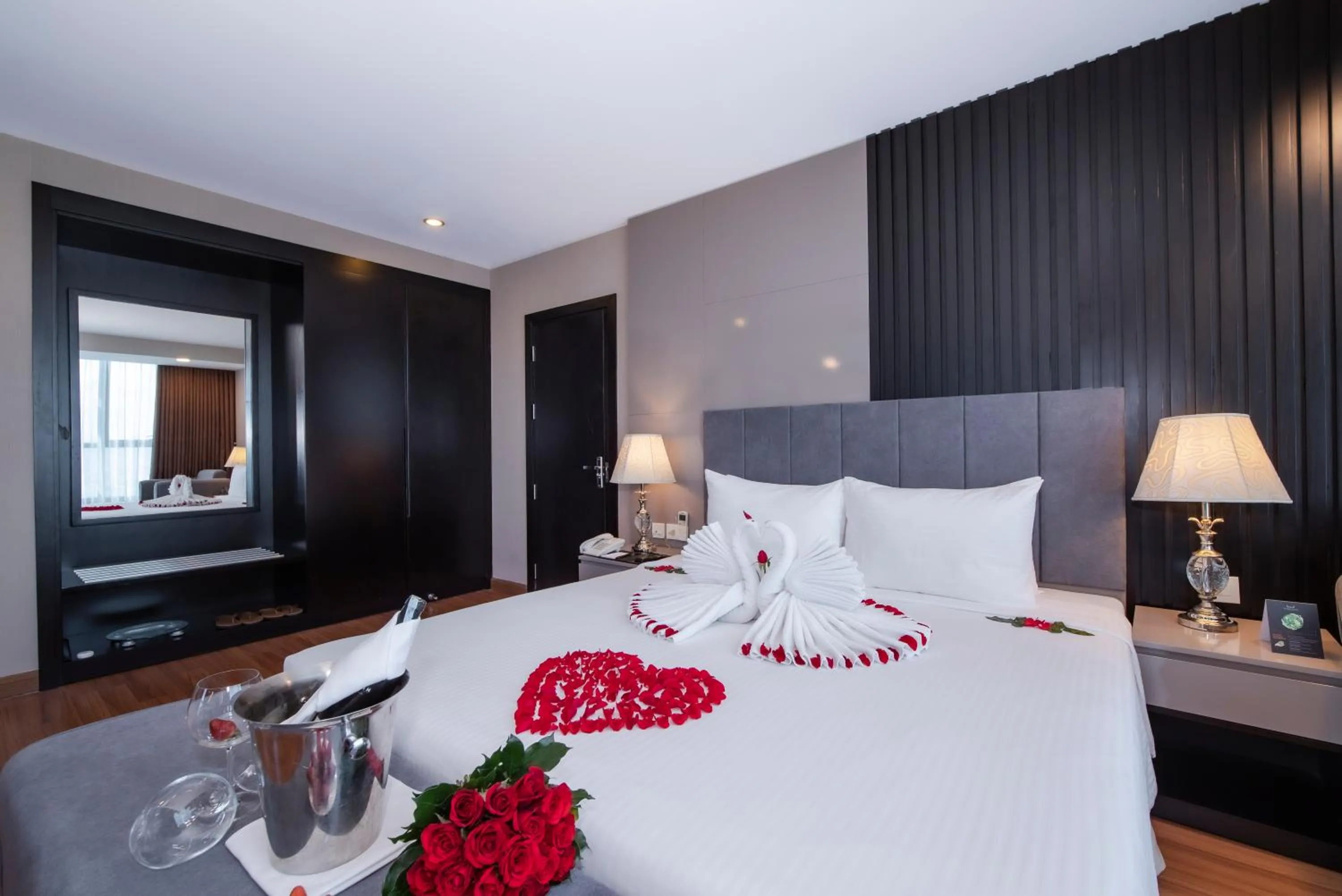 Bed in Muong Thanh Grand Da Nang Hotel