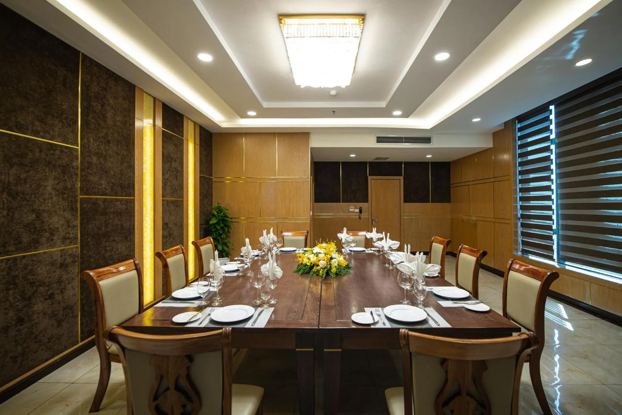 Restaurant/places to eat in Muong Thanh Grand Da Nang Hotel