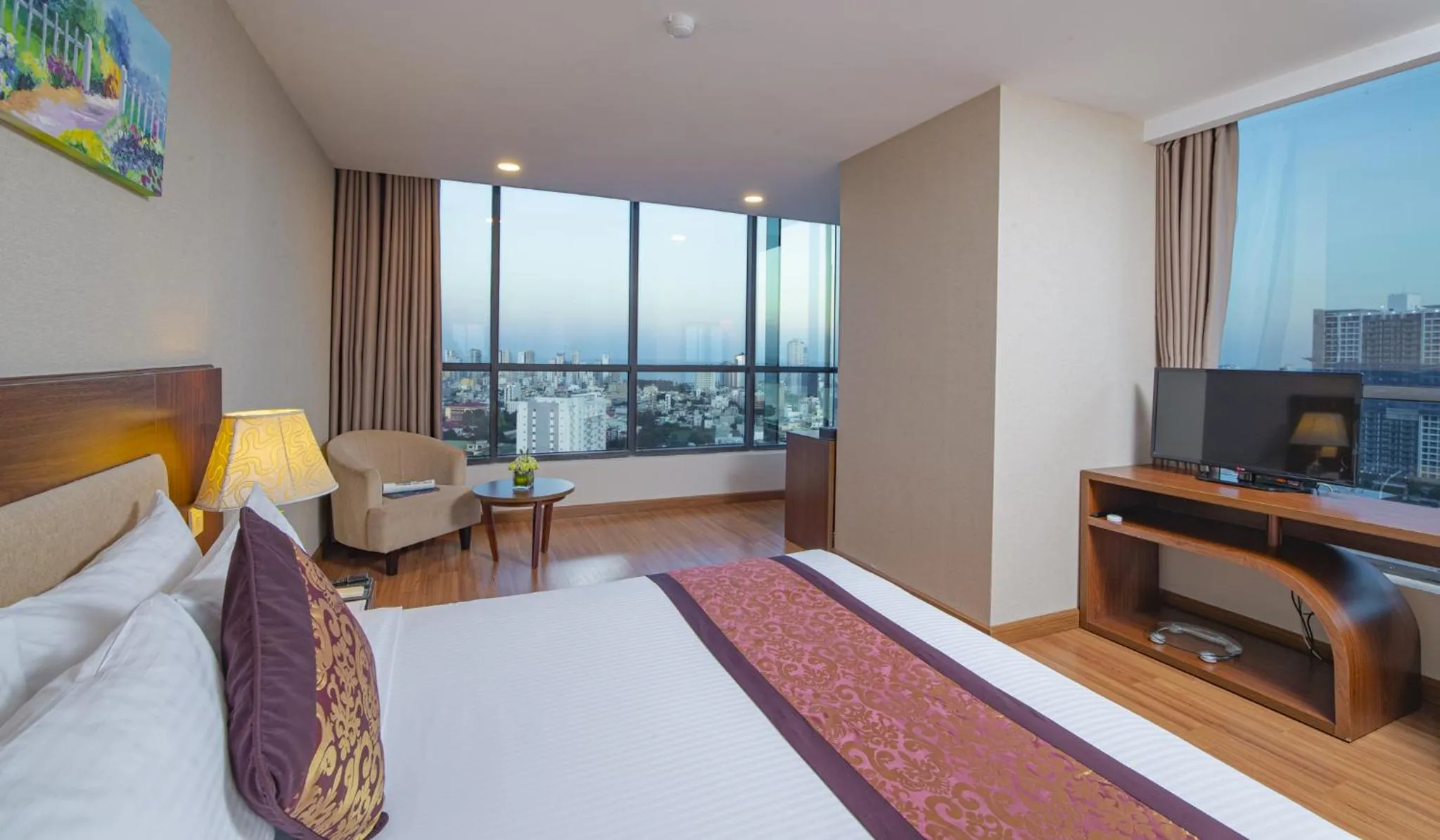 Photo of the whole room, Bed in Muong Thanh Grand Da Nang Hotel