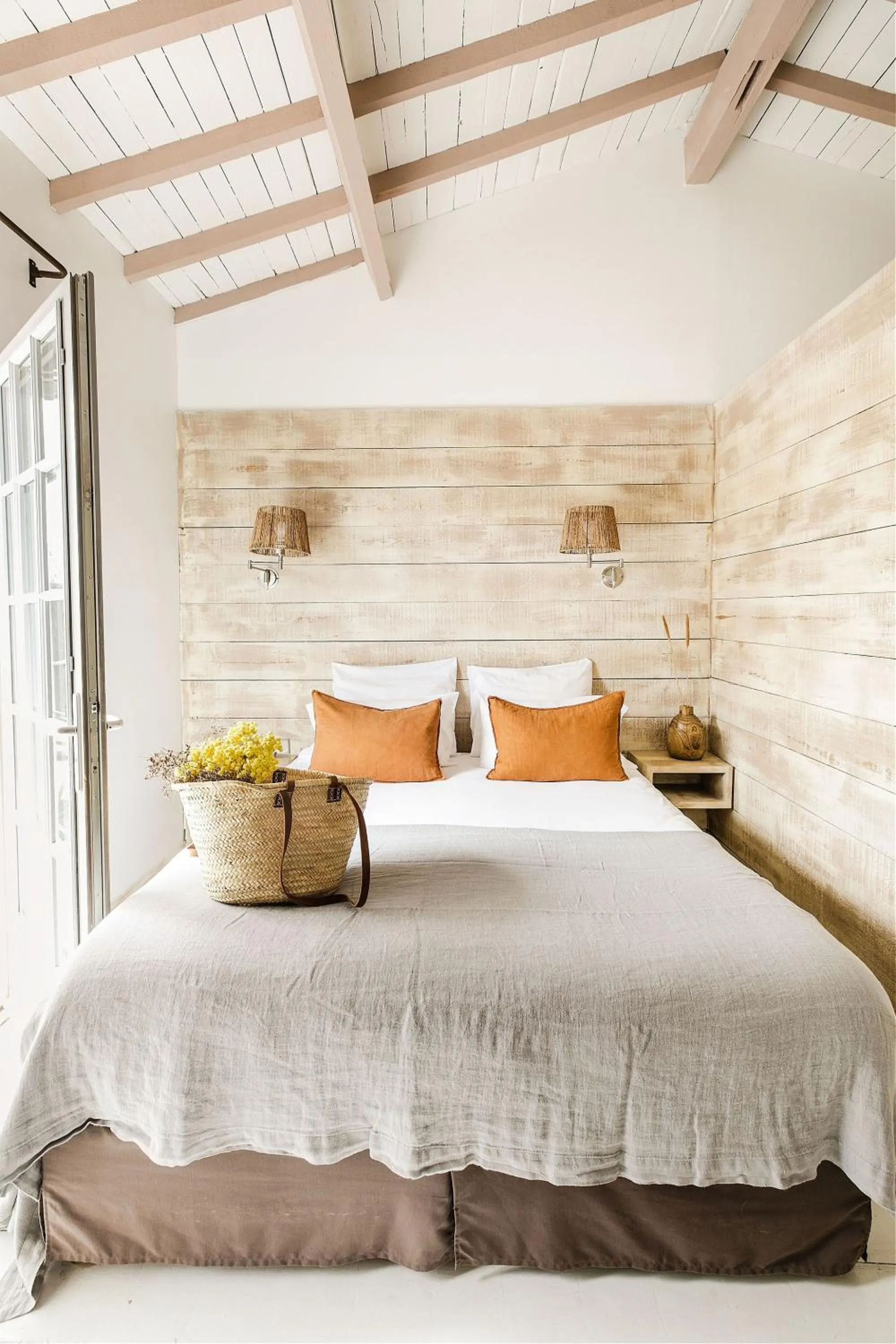 Bedroom, Bed in Hôtel Restaurant Les Arnelles