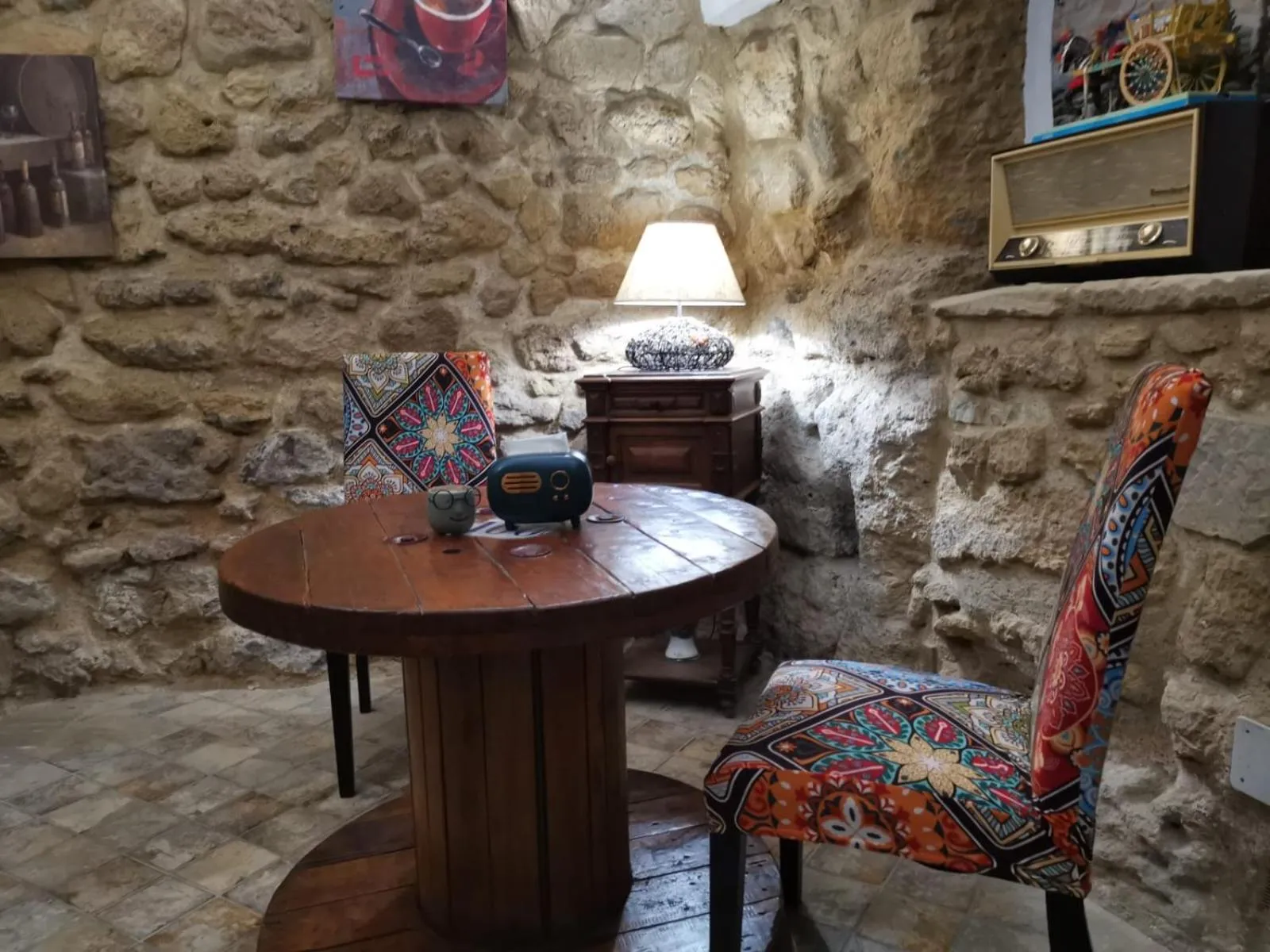 Seating area in Proserpina